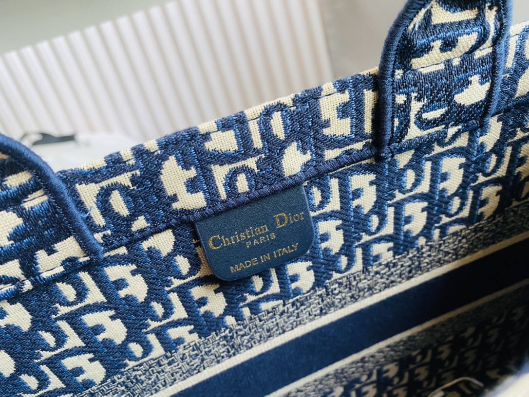 Dior Tote Women Shopping Bags 2-Size