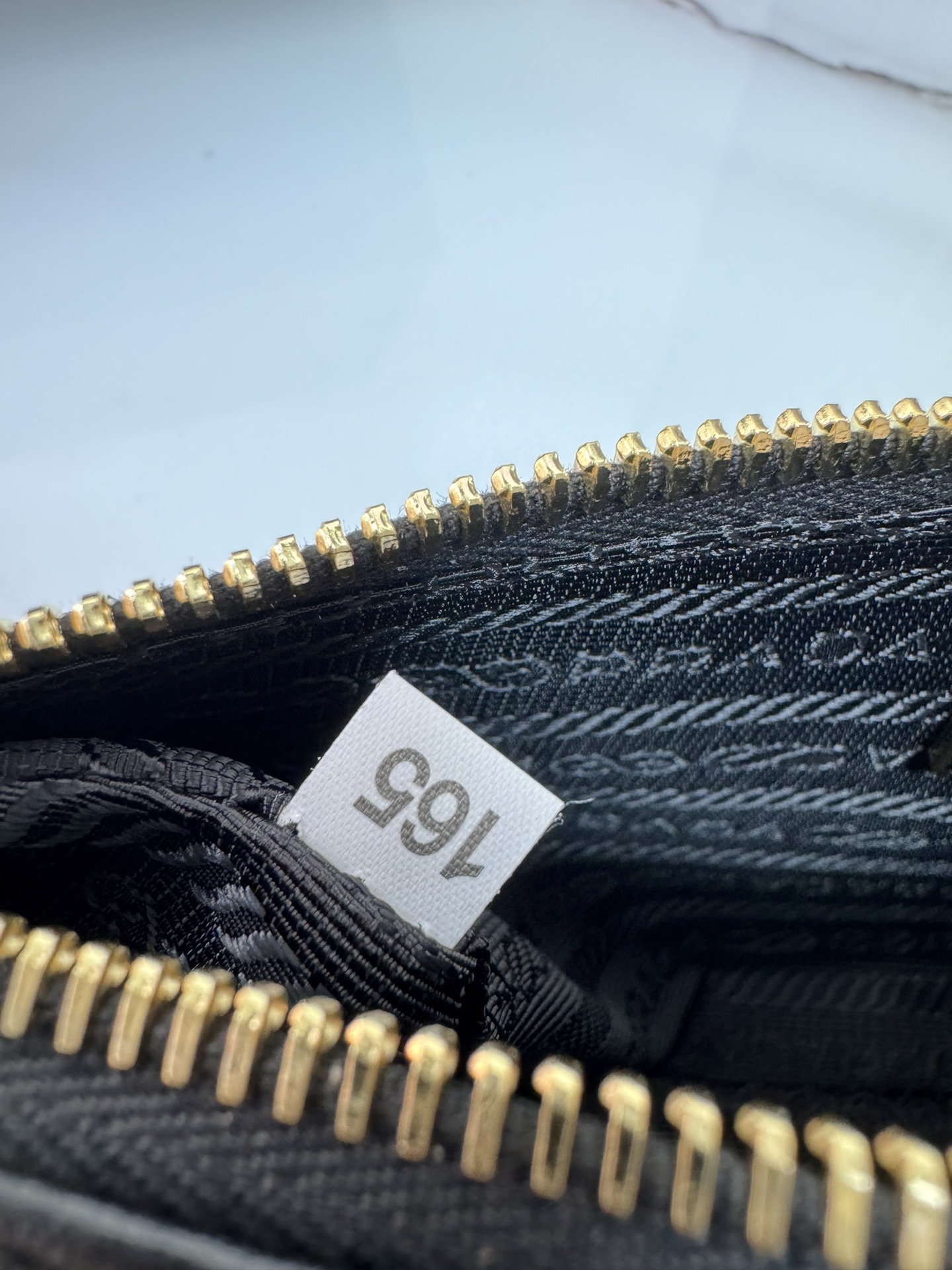 Prada 1BC201 Re-Edition 2002 Small Leather Women Shoulder Bags Size 23.5*10*5cm