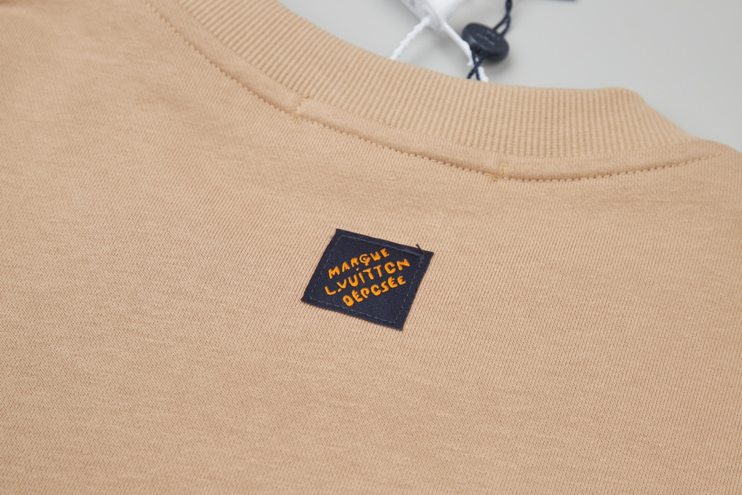 Louis Vuitton Unisex Sweatshirt Size S-XL