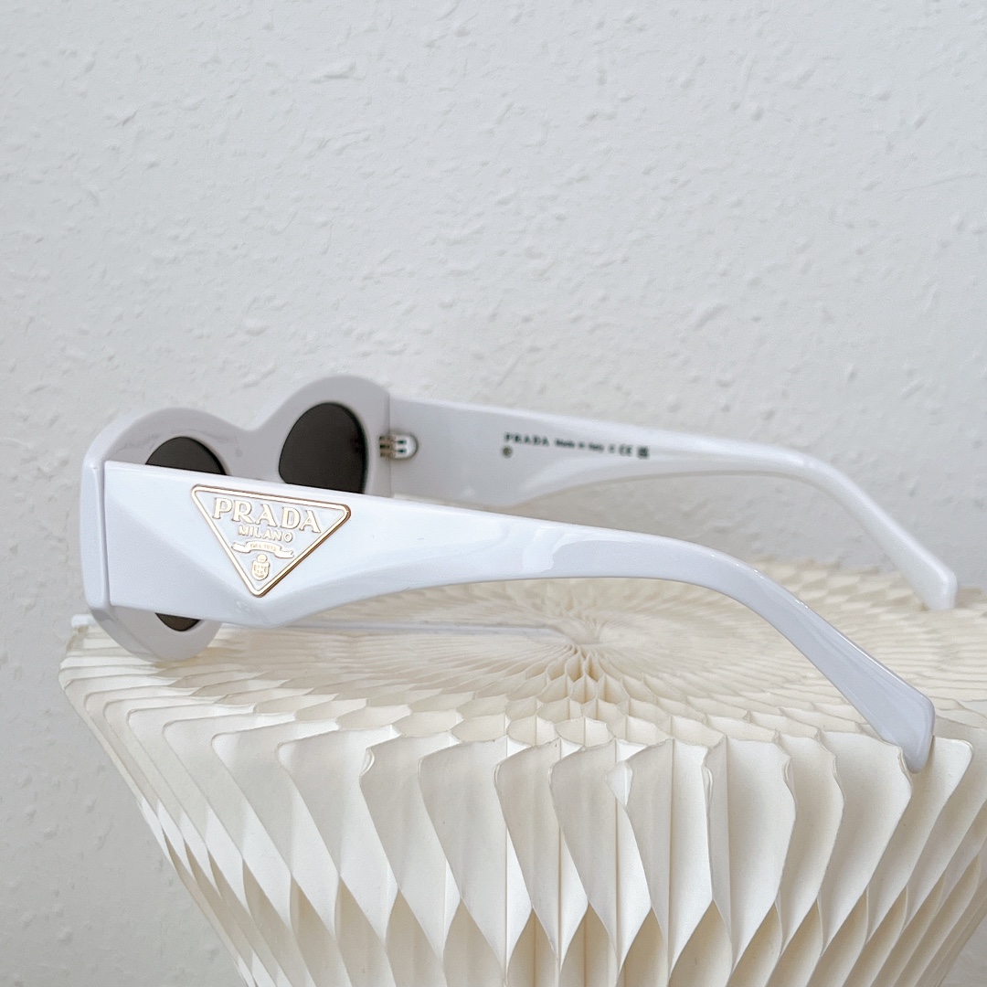 Prada Symbole sunglasses SPR20Z