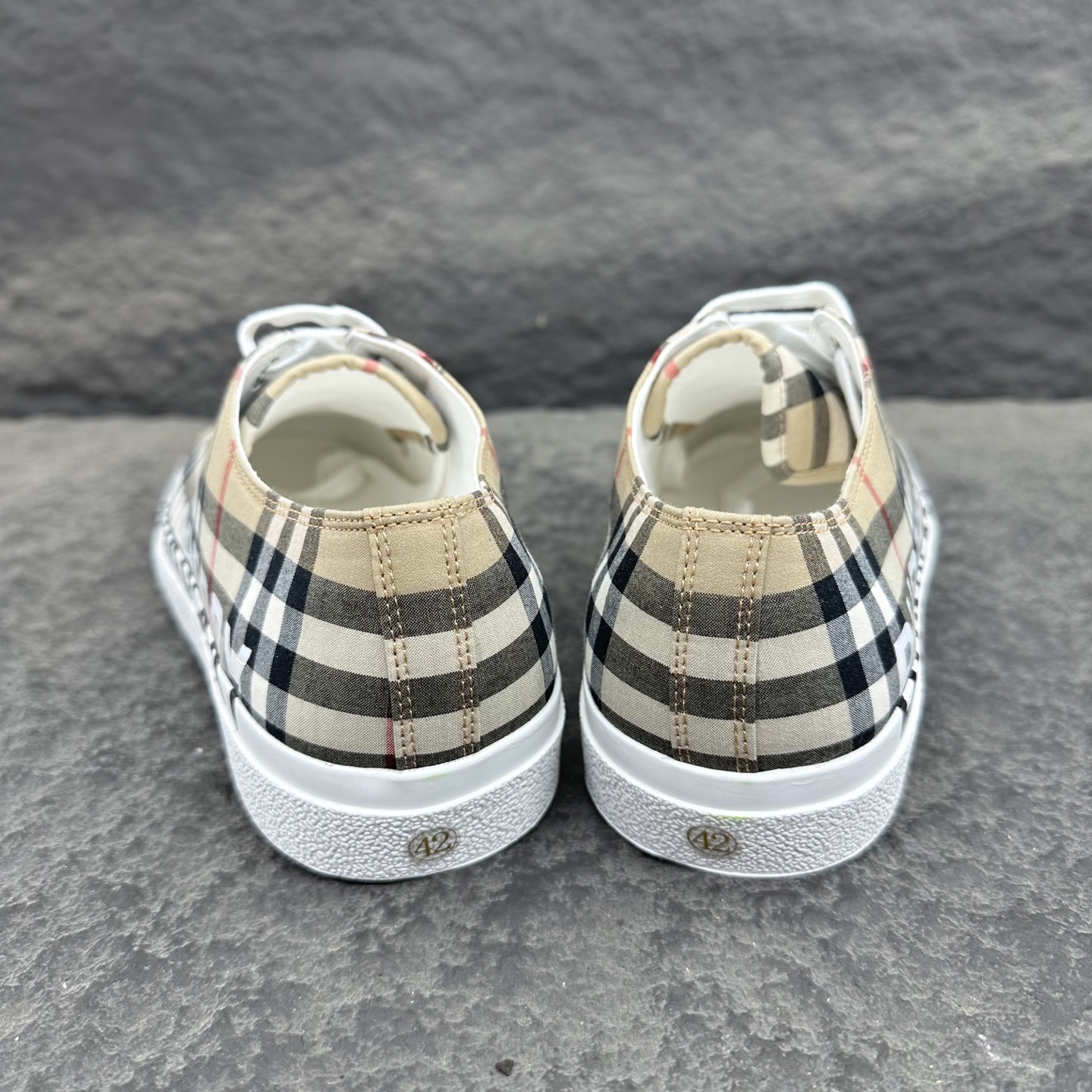 Burberry Sneaker Size 36-46