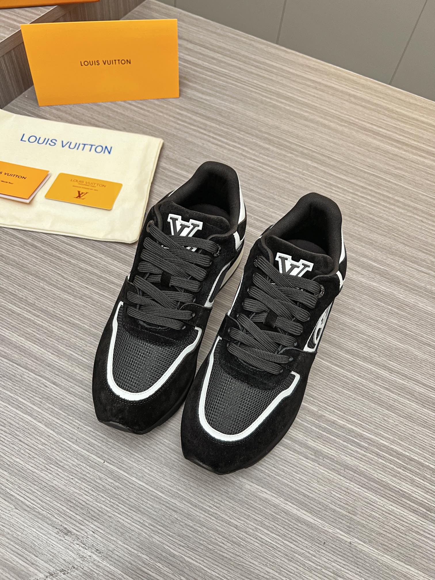 Louis Vuitton 2024ss Runaway Sneaker Size 40-46