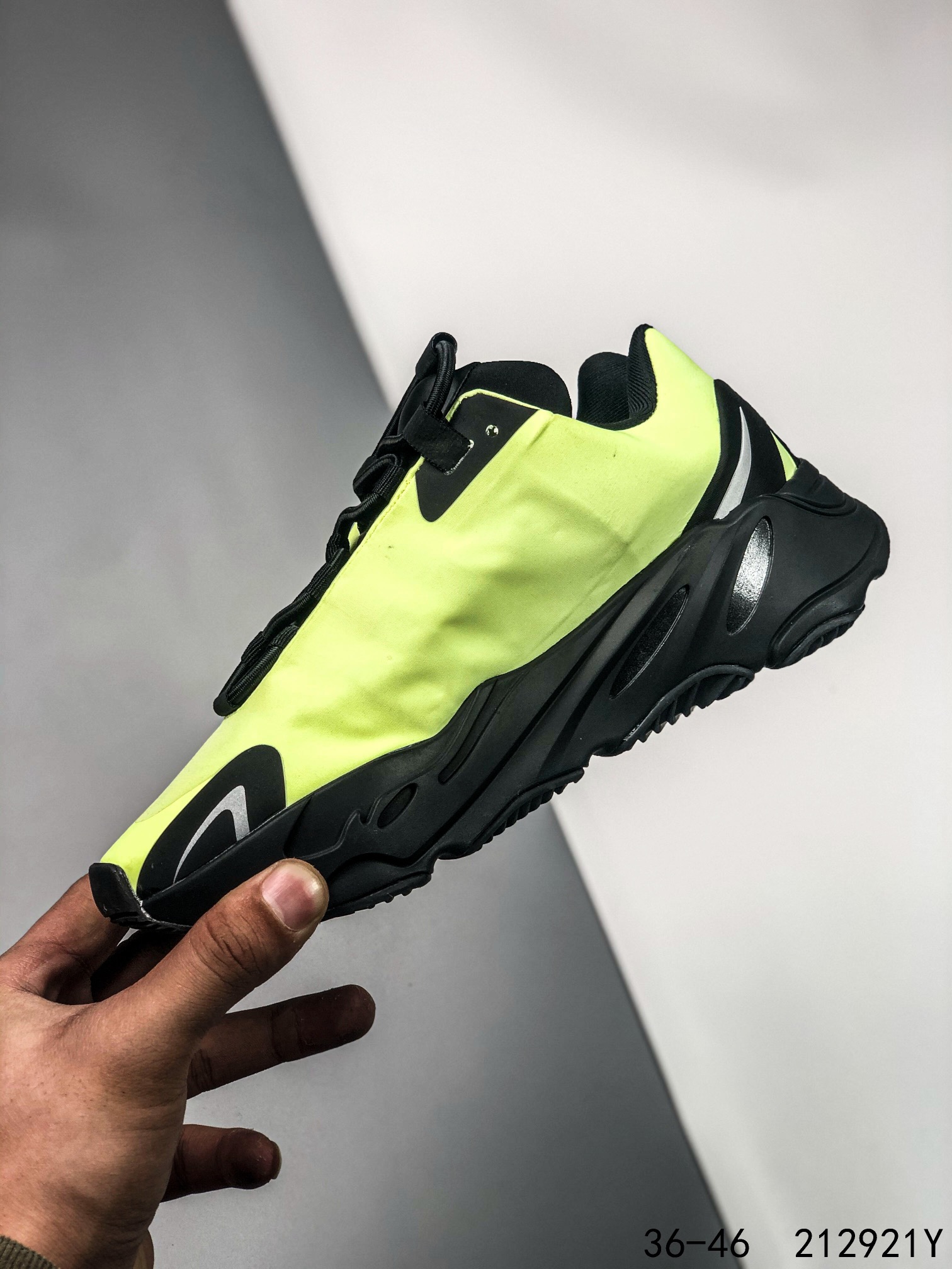 Yeezy 700 V2 Mens/Women's Sneakers Shoes 36 - 46
