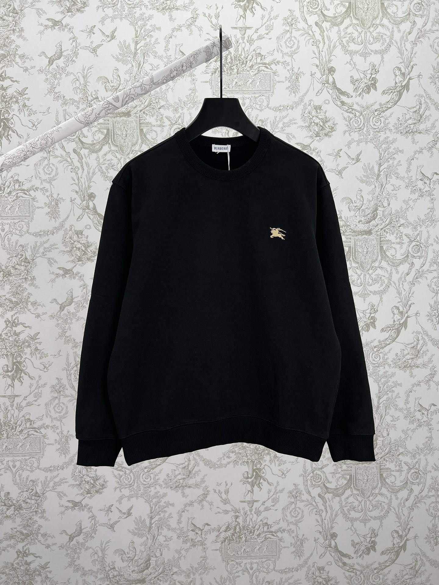 Burberry Unisex Sweatshirt Size S-XL