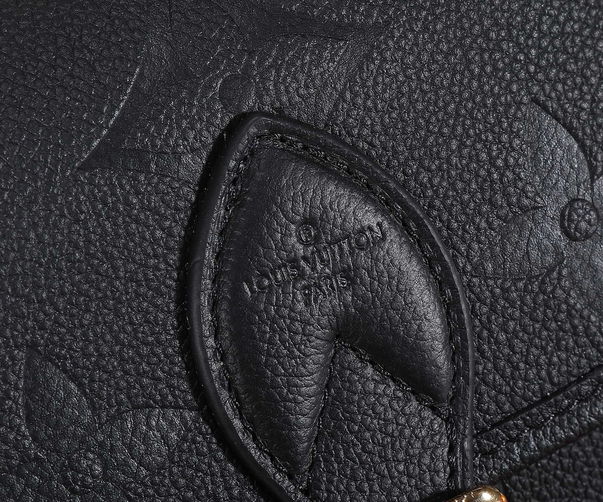 Louis Vuitton M46386 Diane Women Shoulder Bags Size 24*15*9cm