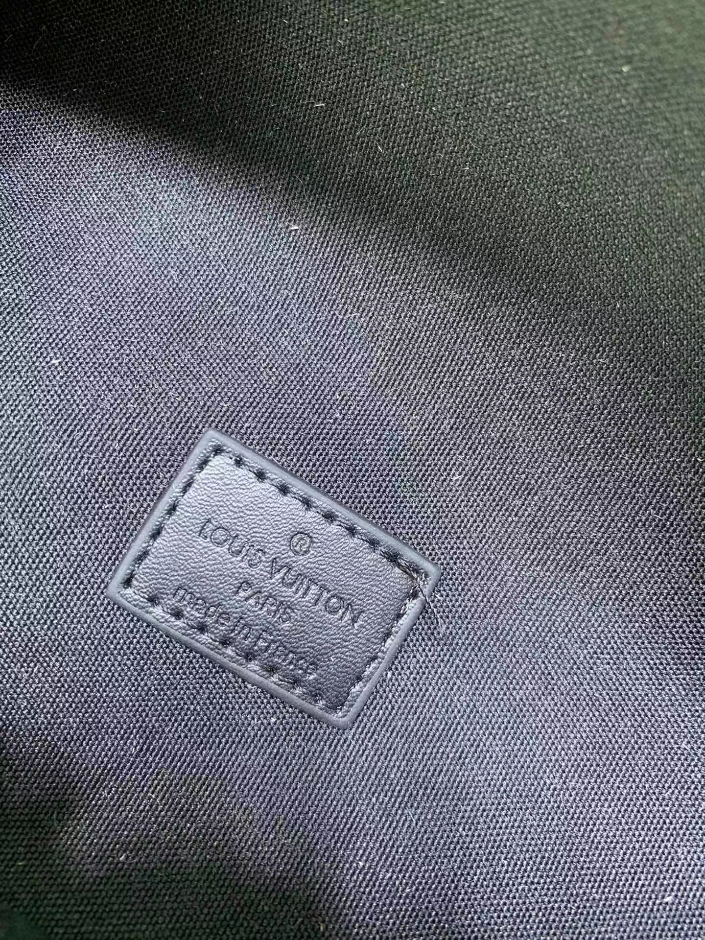 Louis Vuitton Rush Monogram Shadow Mens Shoulder Bags Size 30*15*8cm