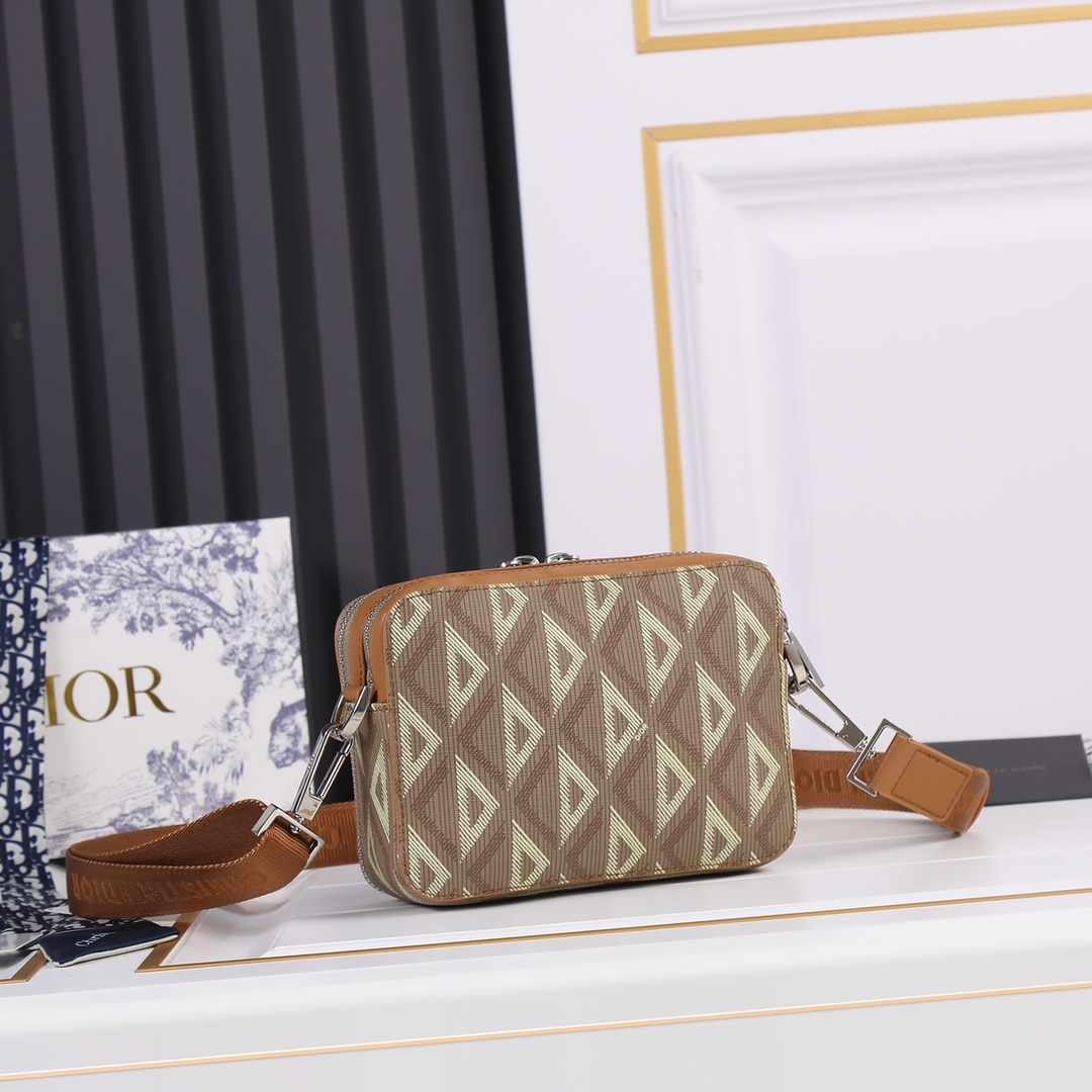 Dior 2022SS Oblique Mens Shoulder Bags 17*12*6cm