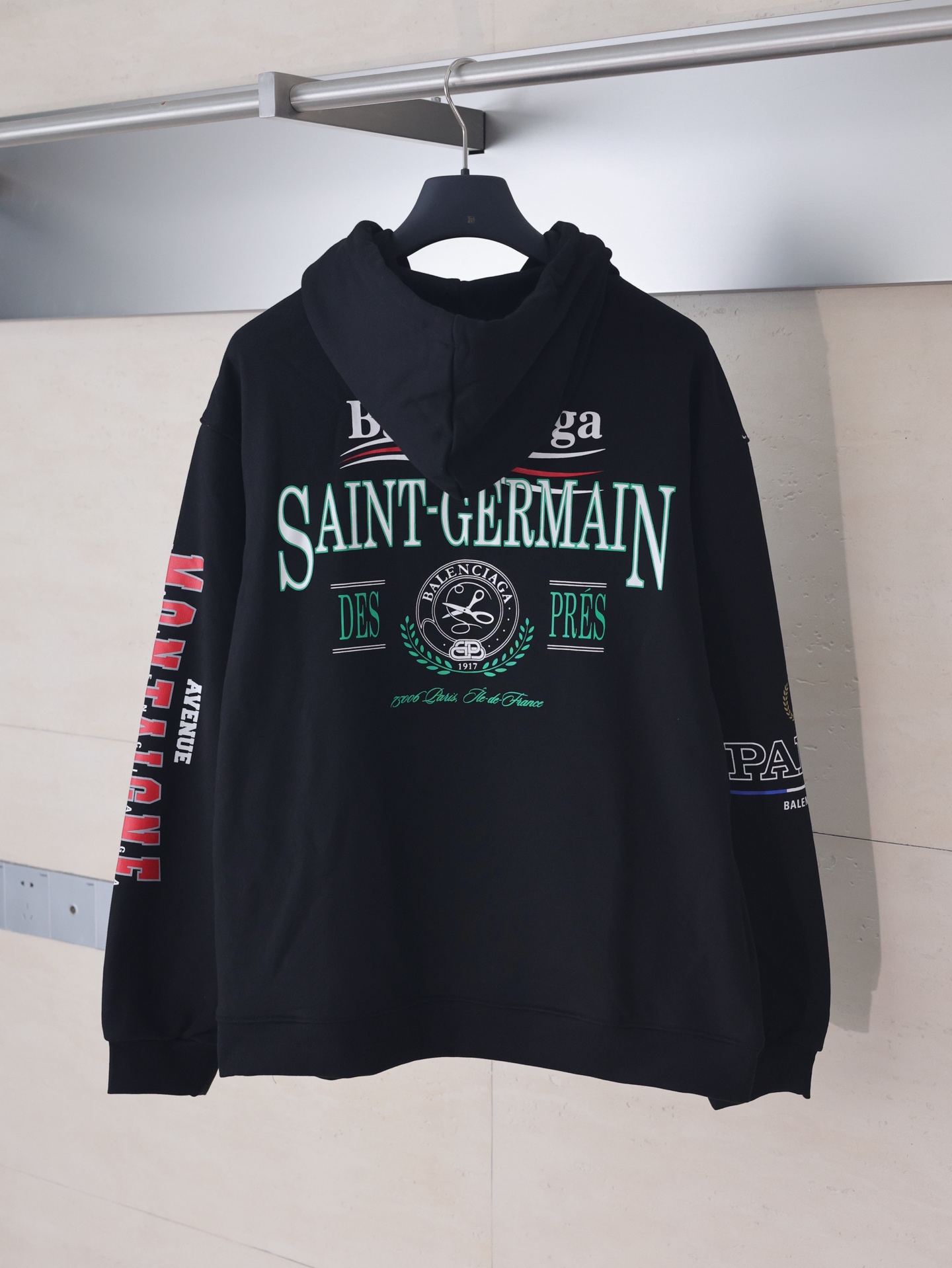 Balenciaga Unisex Sweatshirt Size S-XL