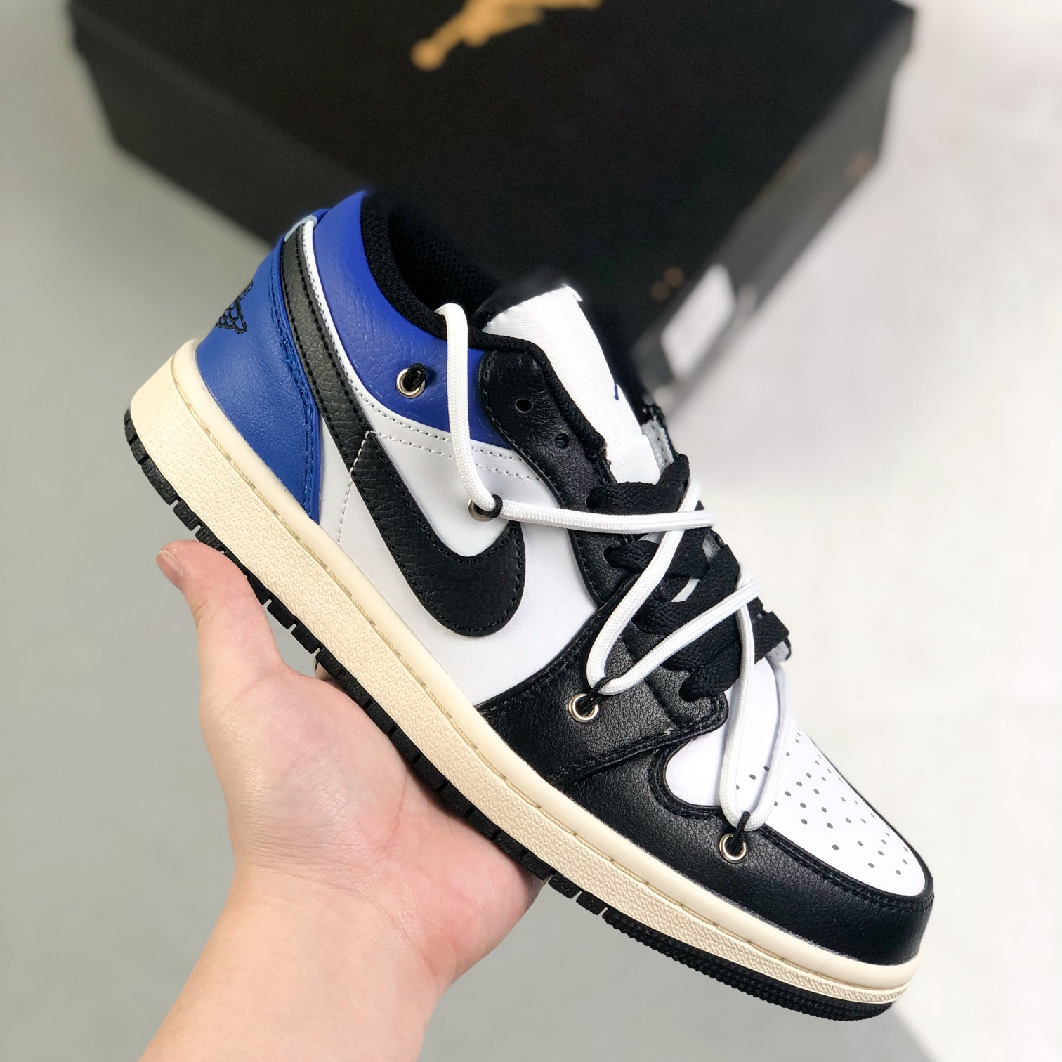 Nike Air Jordan 1 x OFF White Low Top Sneakers Shoes Gr. 36-46