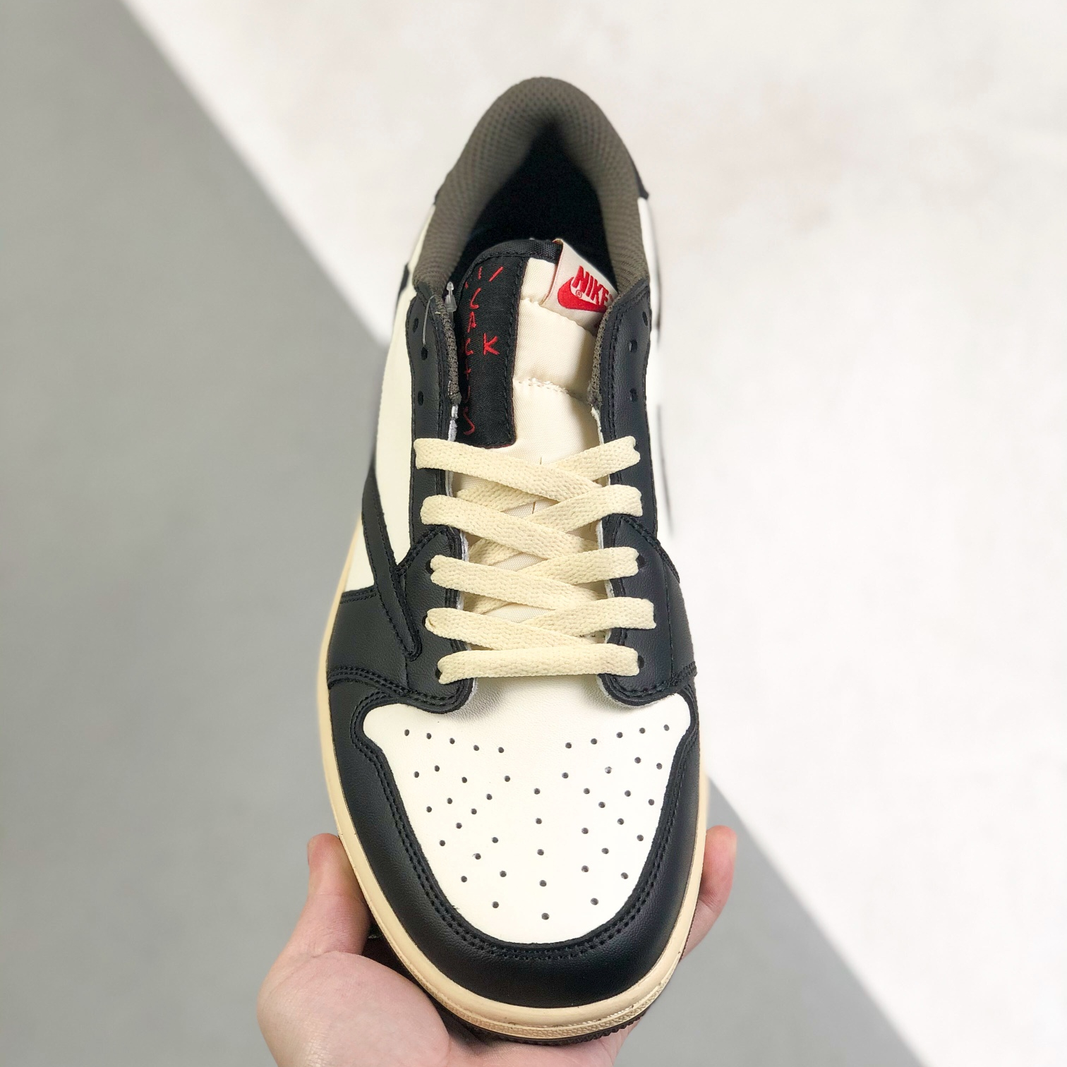 Nike Air Jordan 1 x Travis Scott Low Top Sneaker Shoes Gr. 36-46