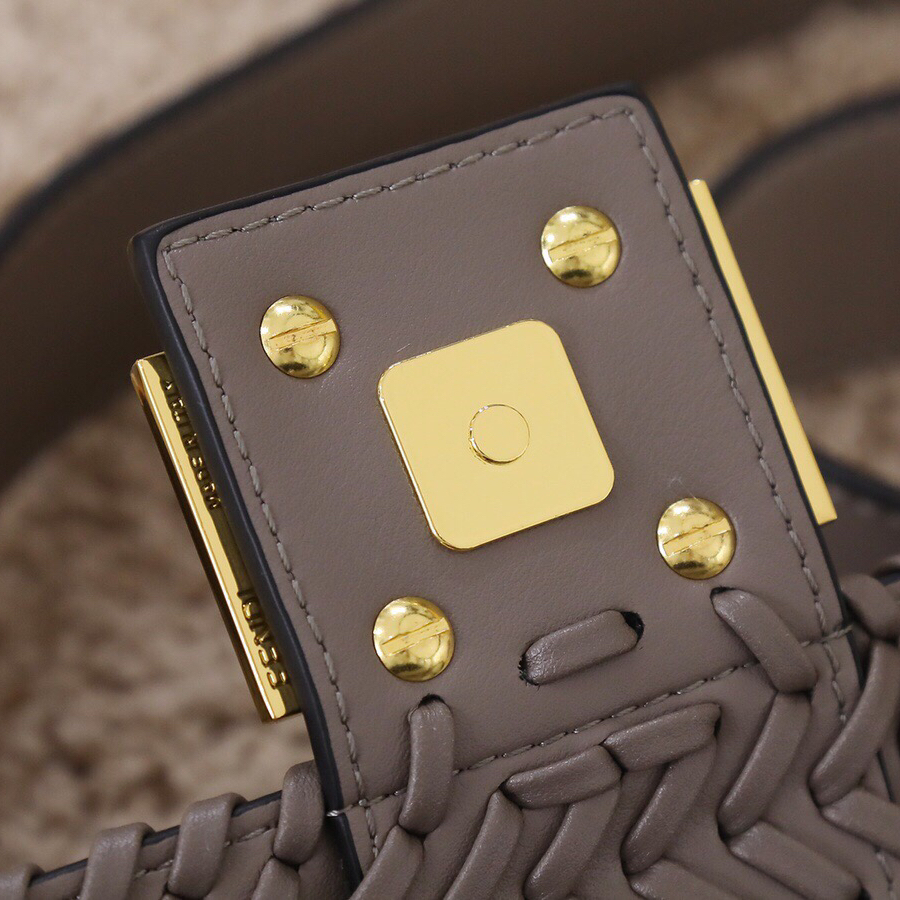 Fendi New Women Shoulder Bags 27*6*15cm