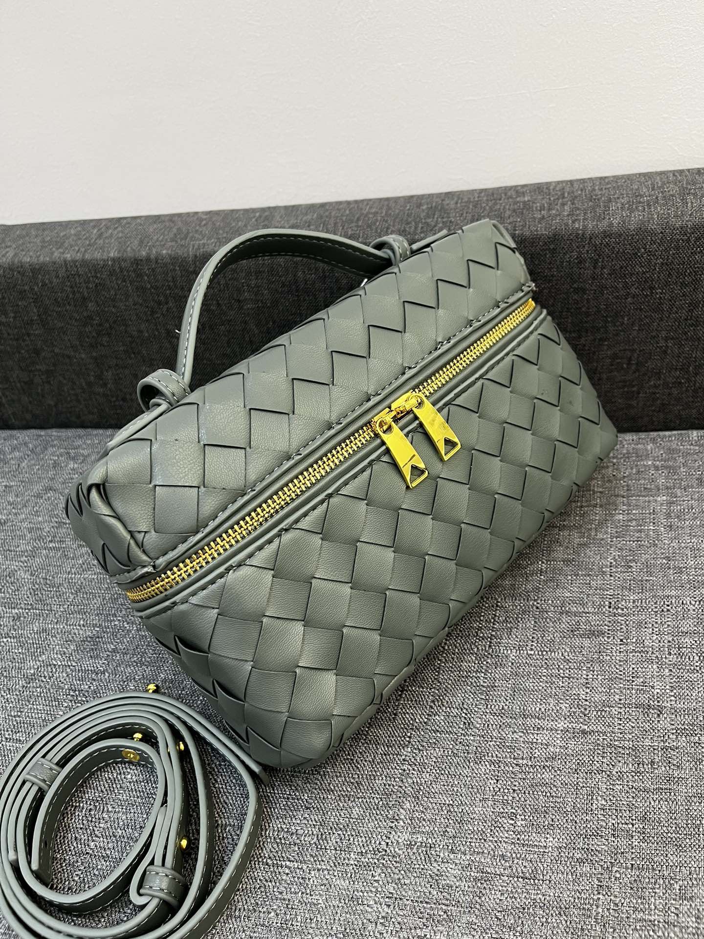 Bottega Veneta Vanity Case Women Shoulder Bags 24*13*6cm