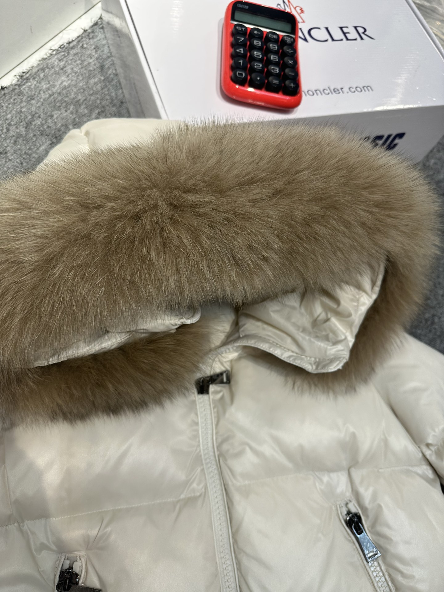Moncler Avoce Women Down Jacket Size S-XL
