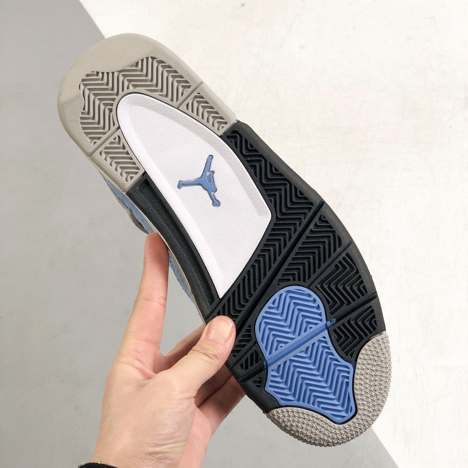 Nike Air Jordan 4 Sneakers Shoes Gr. 36-46