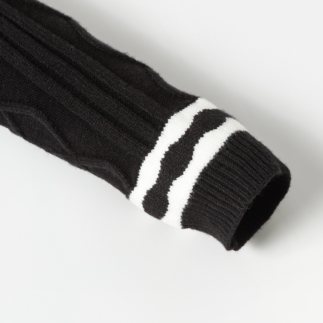 Louis Vuitton Unisex Sweatshirt Size S-XL