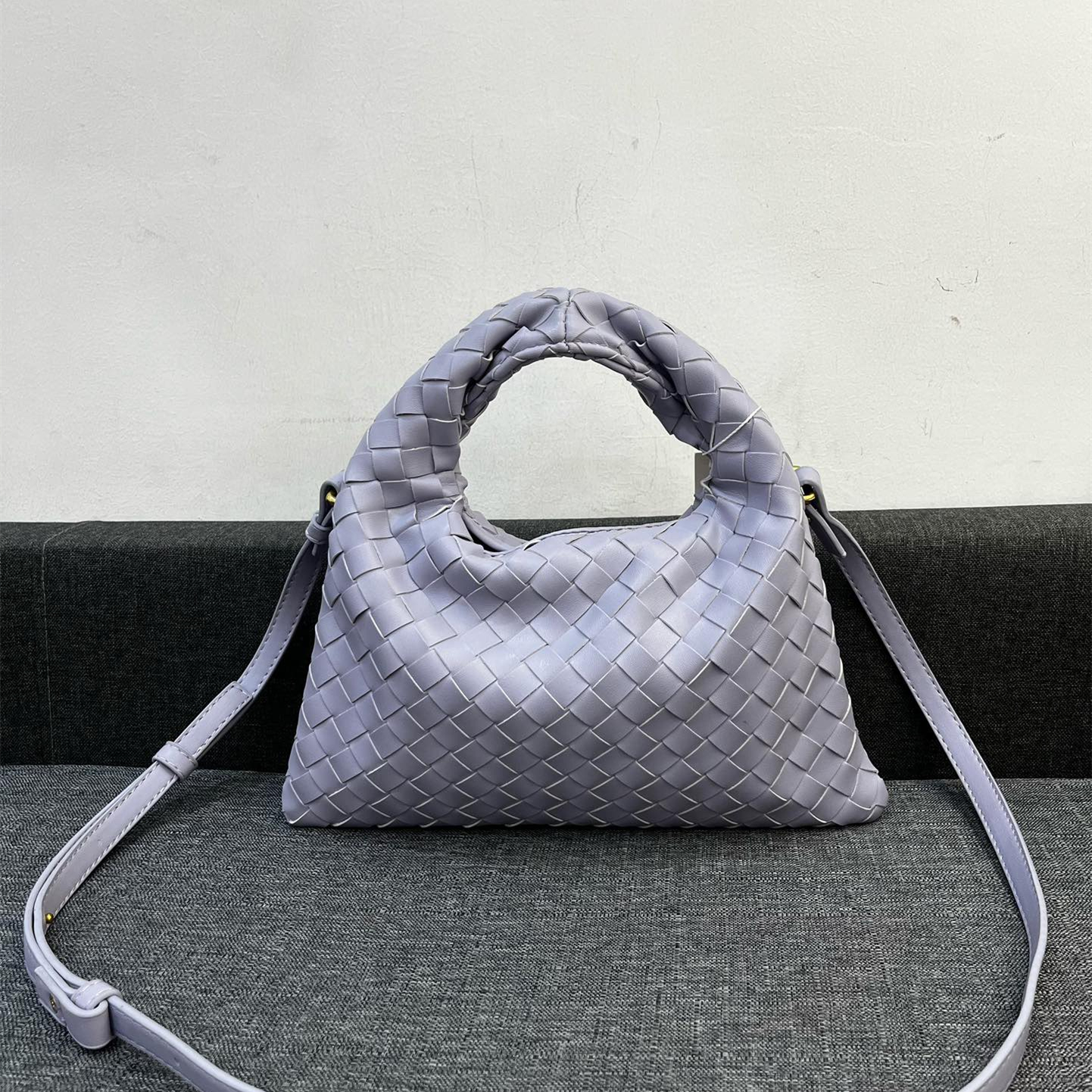 Bottega Veneta HO Women Shoulder Bags 28*17cm
