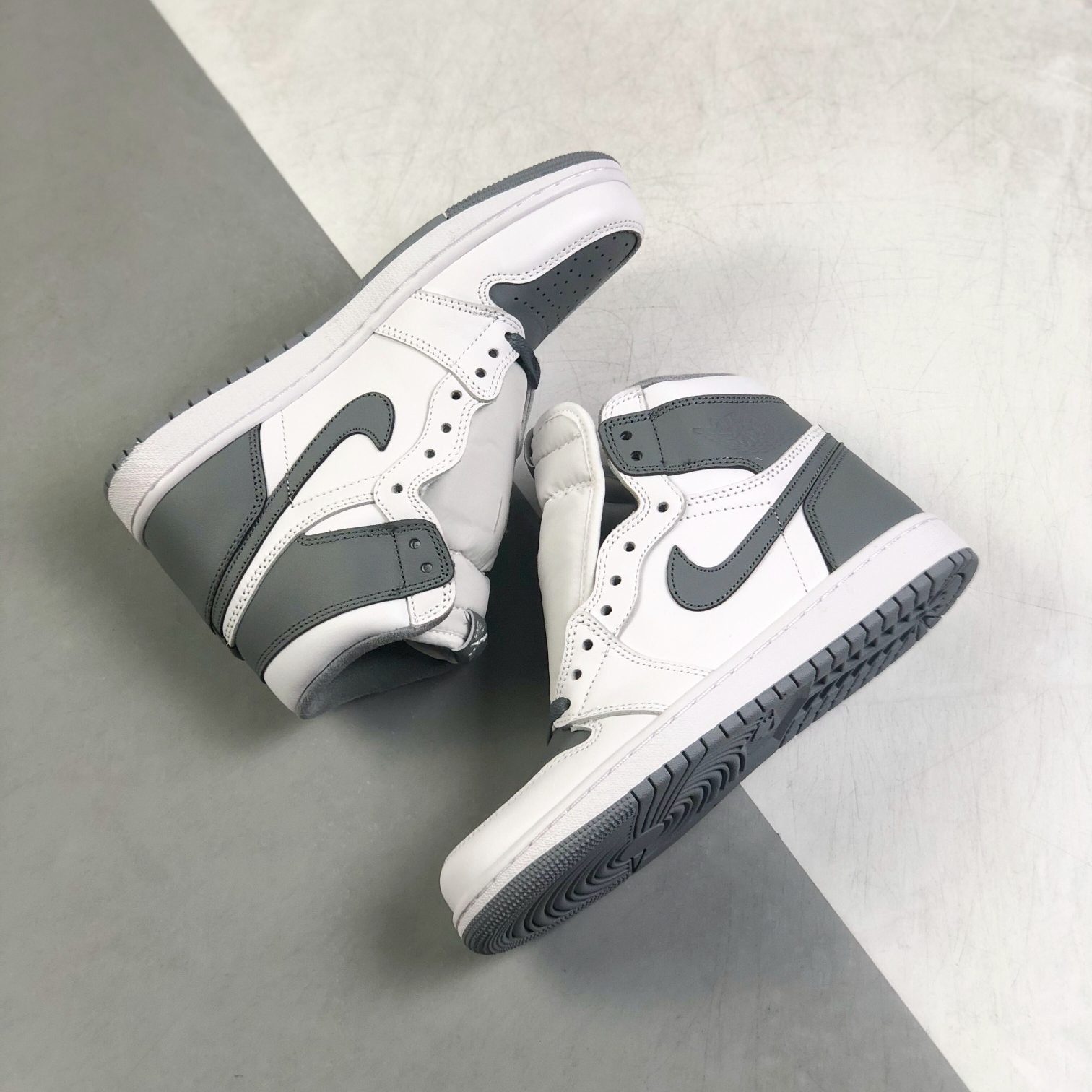 Nike Air Jordan 1 High Top Sneakers Shoes Gr. 36-46