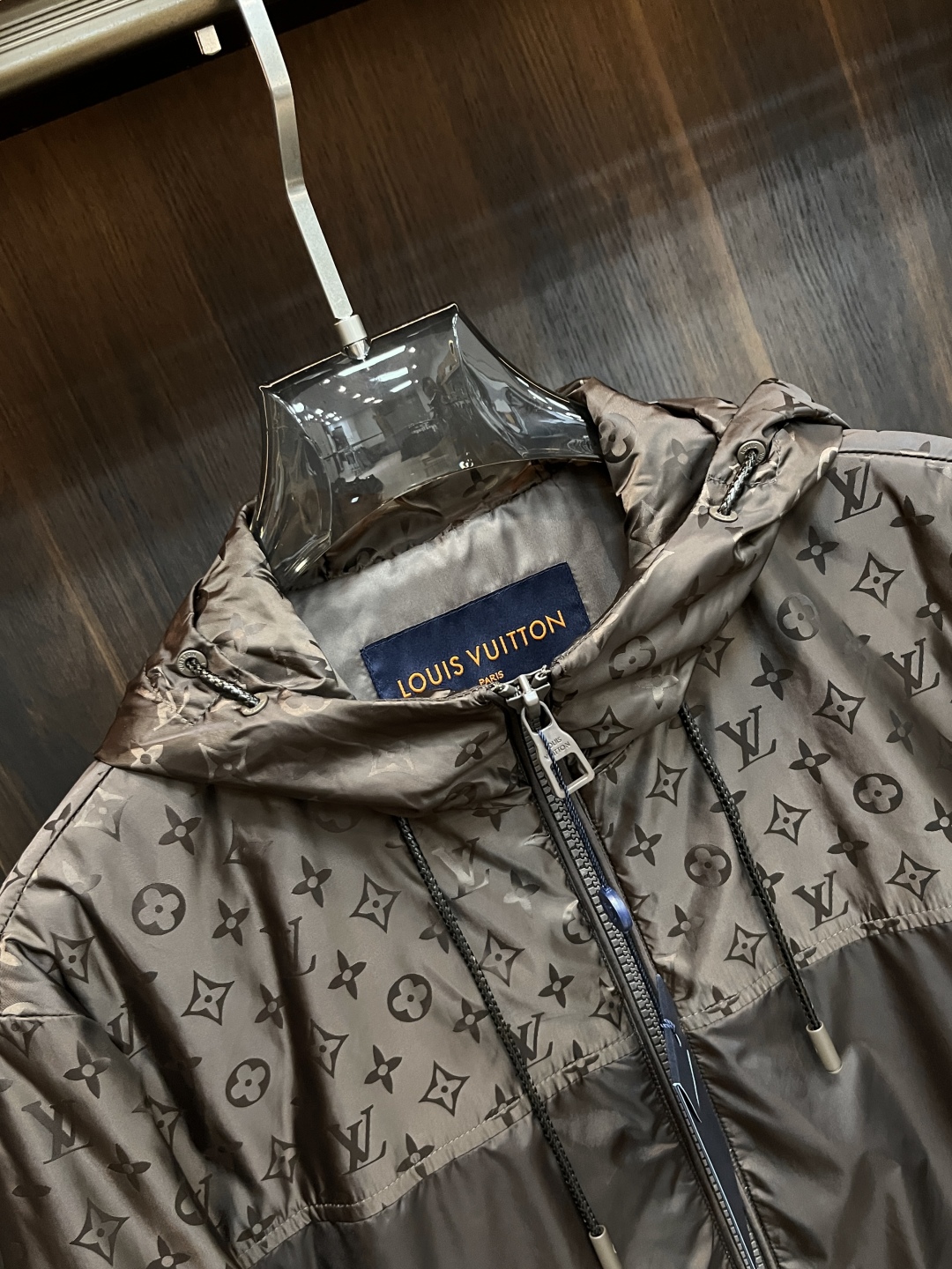 Louis Vuitton Unisex Jacket Size M-XXXL