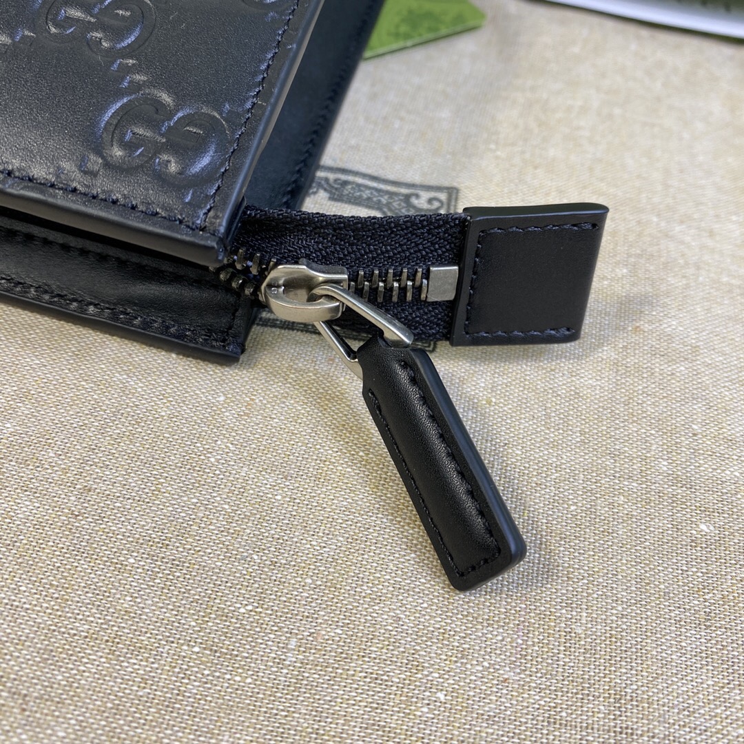 Gucci New GG Supreme Clutch Size 26*20*6cm Style 475316