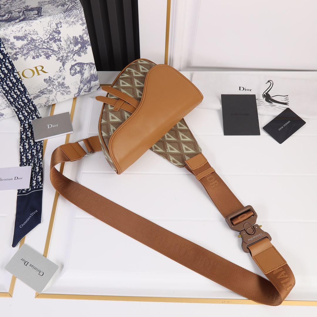 Dior 2022SS Pre-Fall Saddle Mens Shoulder Bags 20*28.6*5cm