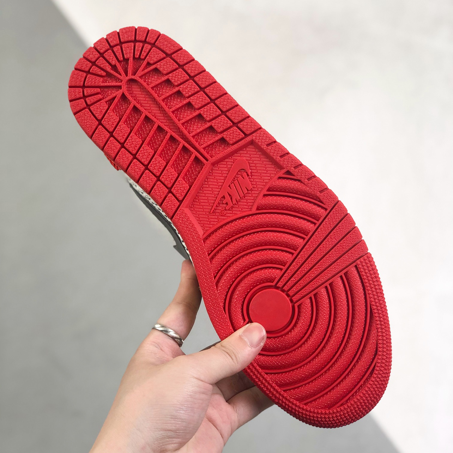 Nike Air Jordan 1 x Travis Scott Low Top Sneaker Shoes Gr. 36-46