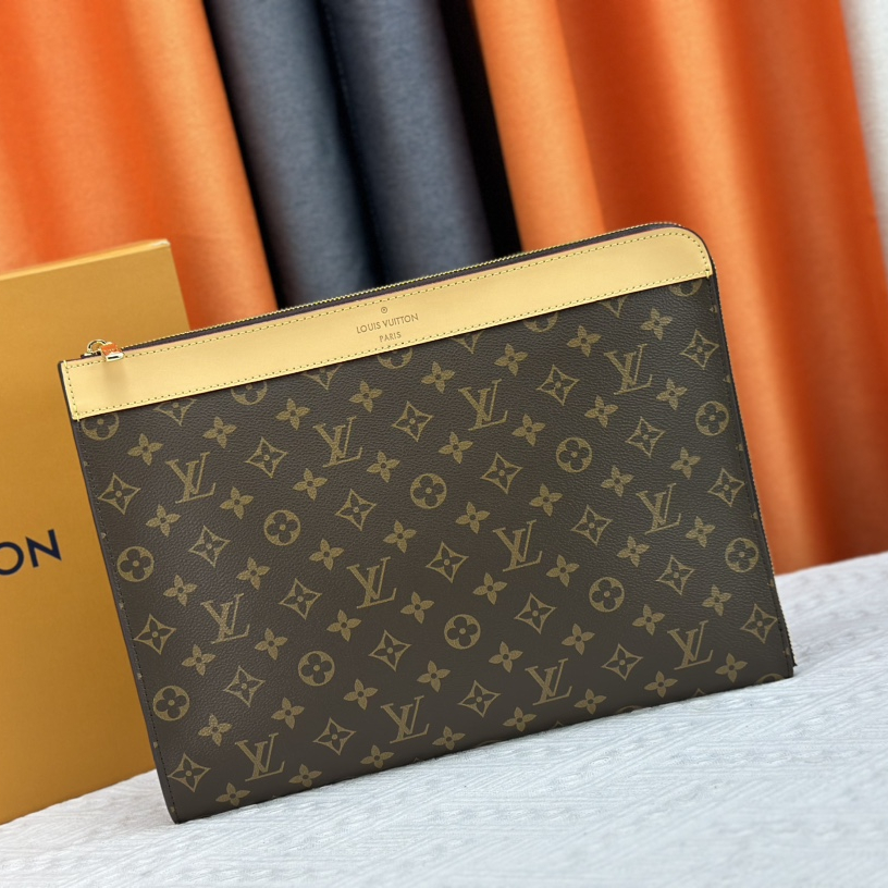 Louis Vuitton M82540 Pochette Jour Clutch Bags Size 35*25*2cm