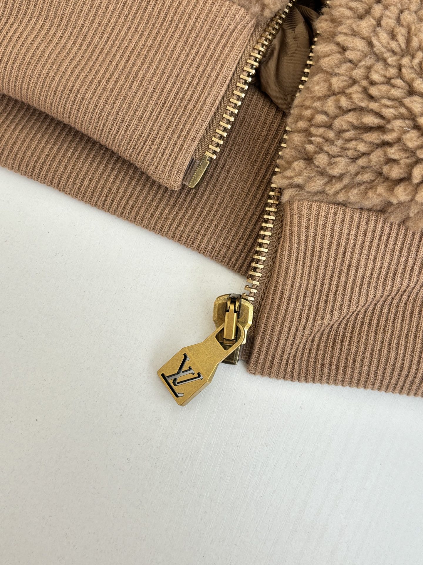 Louis Vuitton Unisex Jacket Size S-XL