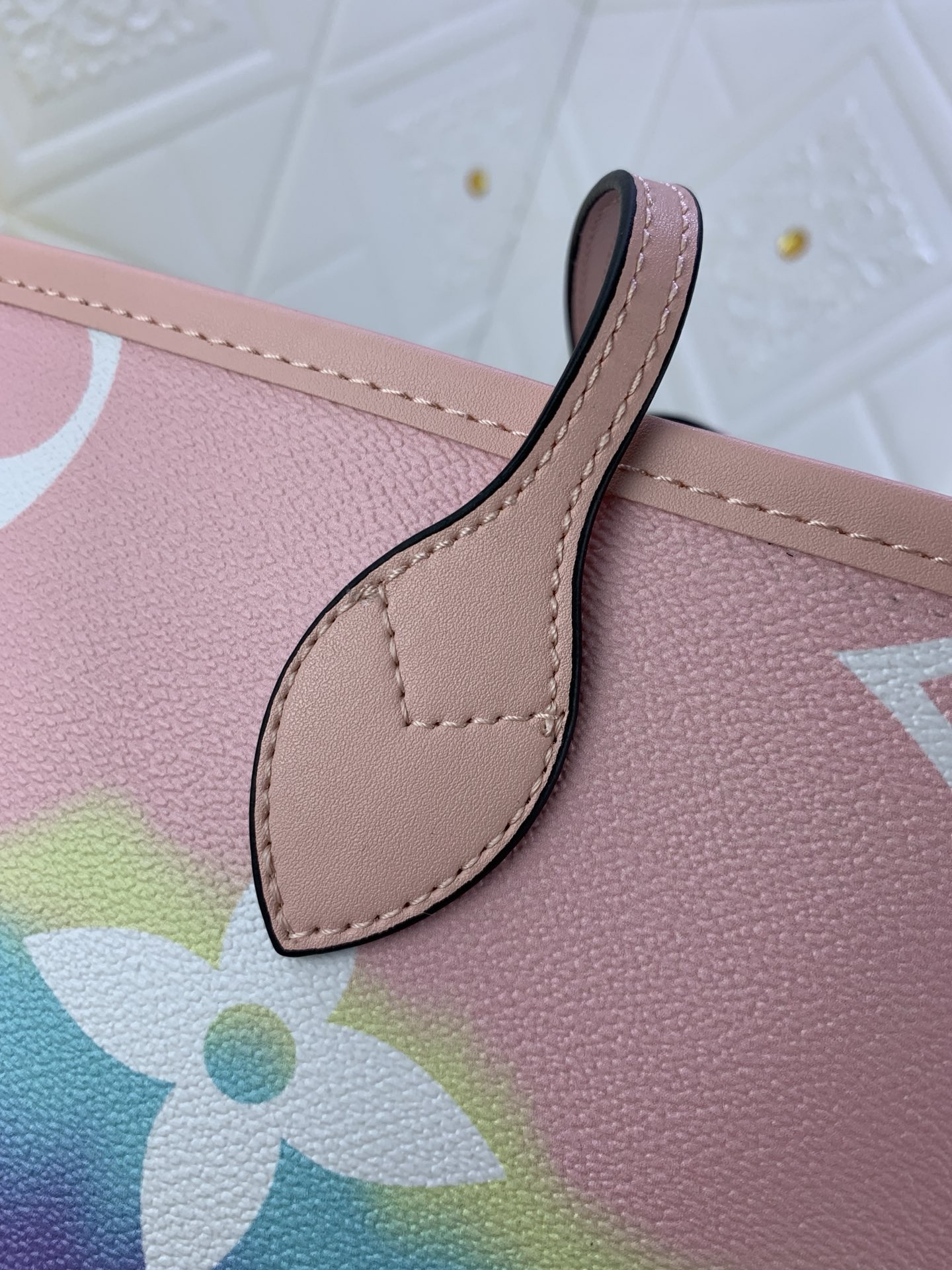 Louis Vuitton Shopping Bags 31*28.5*17cm