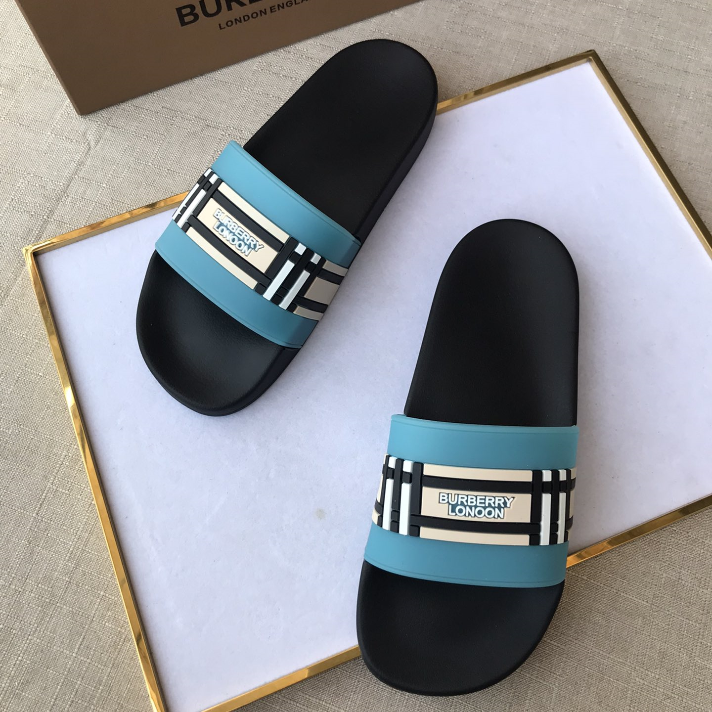 Burberry Mens Women Sandals Gr. 36-46