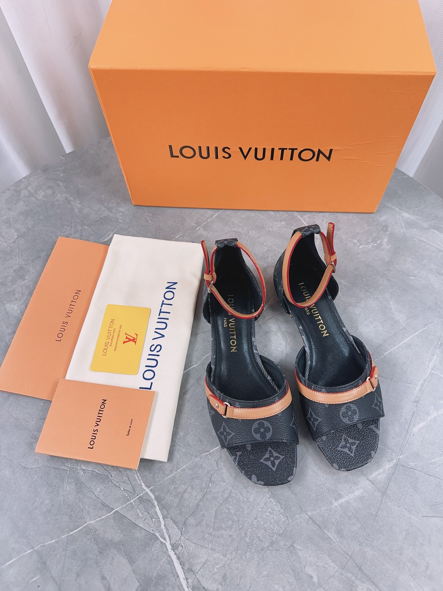 Louis Vuitton 2024ss Slippers Size 36-41