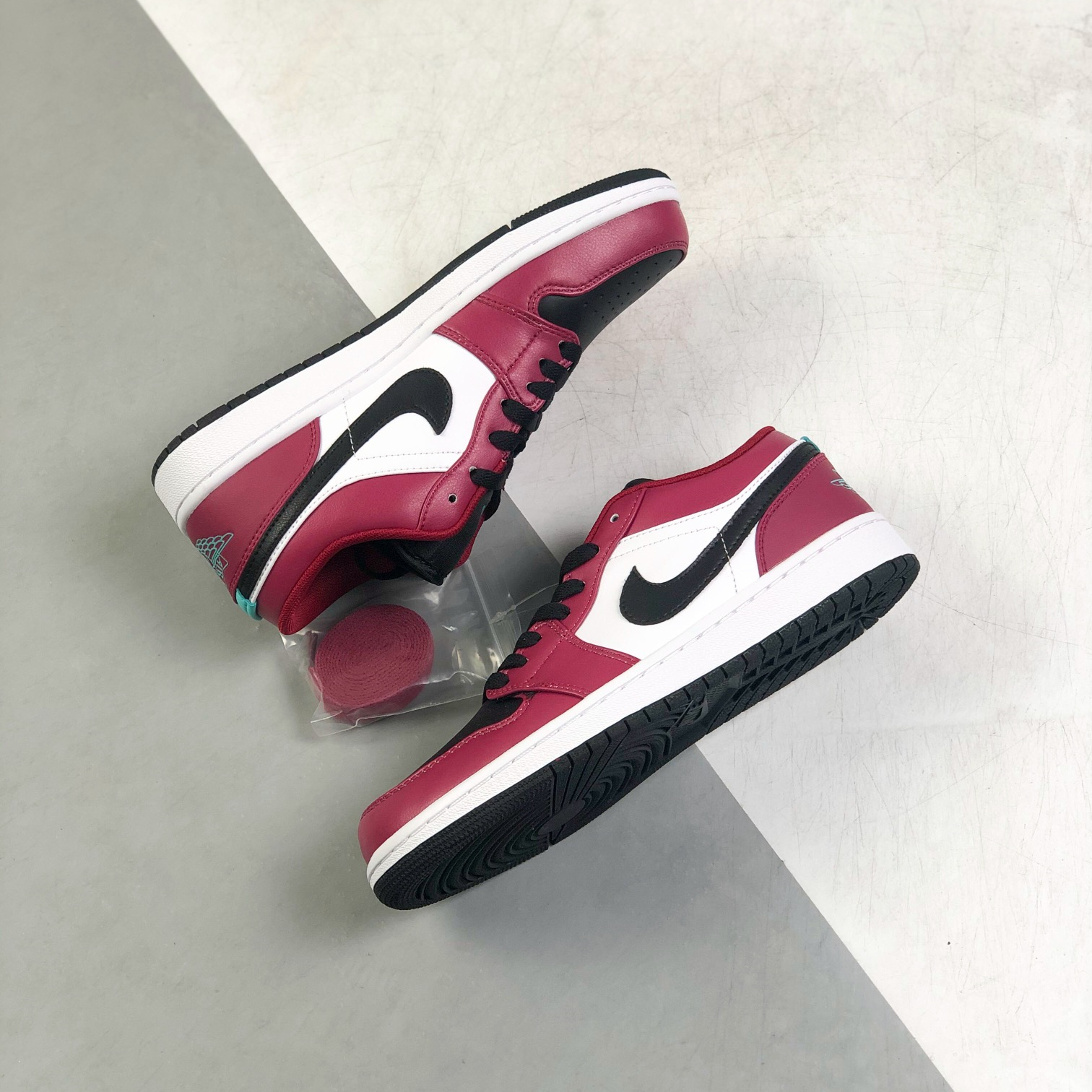 Nike Air Jordan 1 Low Top Sneakers Shoes Gr. 36-46