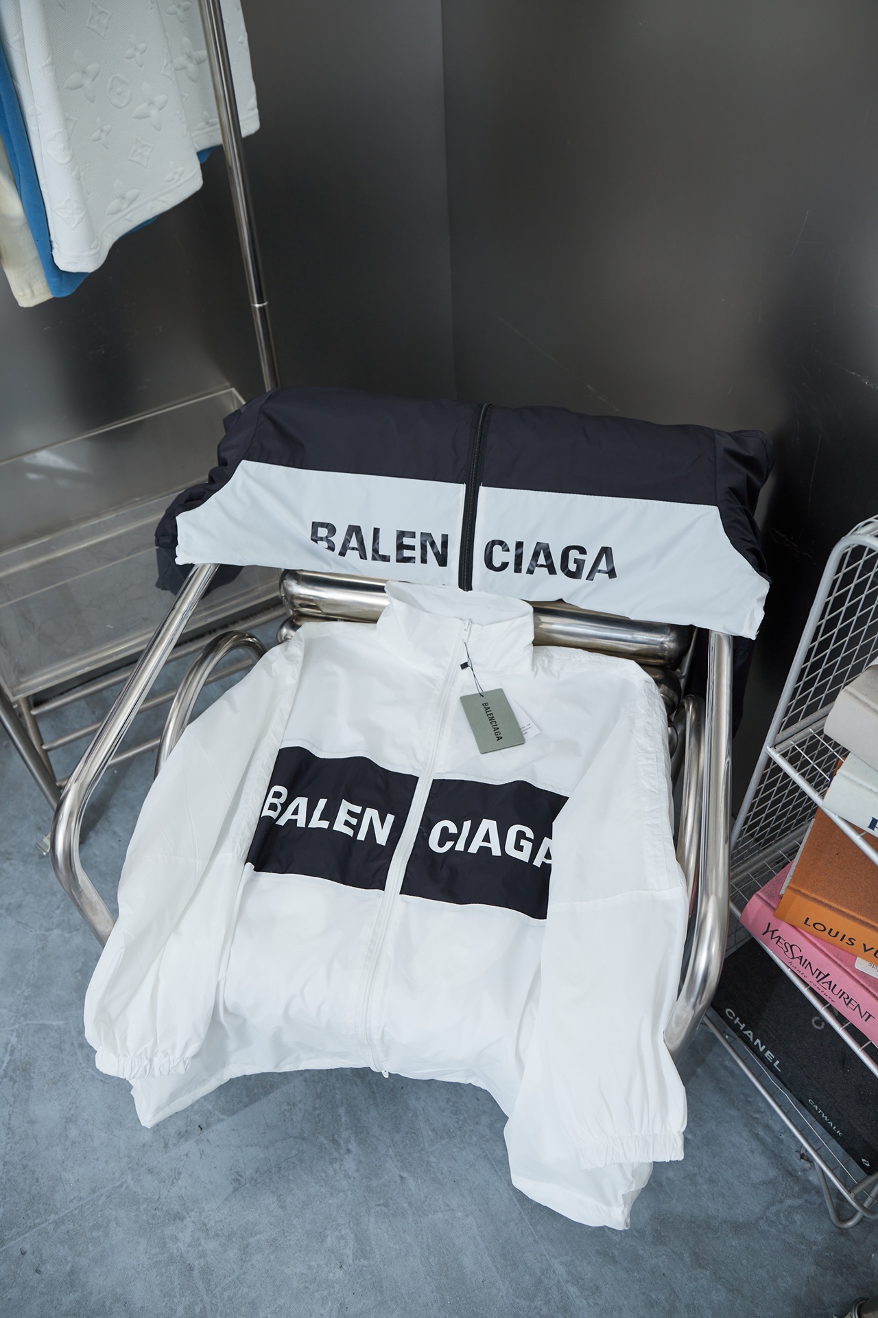 Balenciaga Waterproof jacket Size S-XL