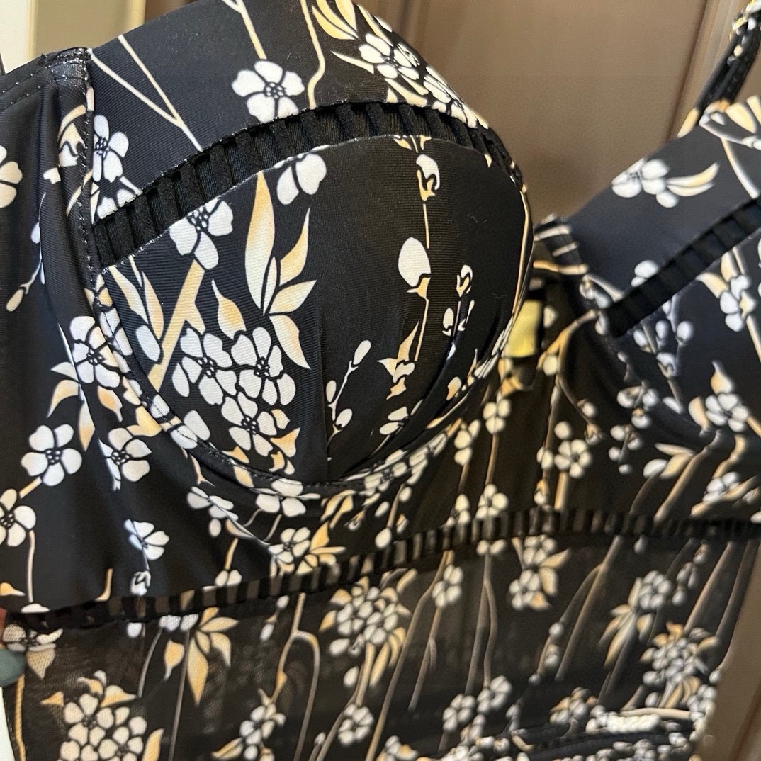 Gucci Swimsuit Size S-XL