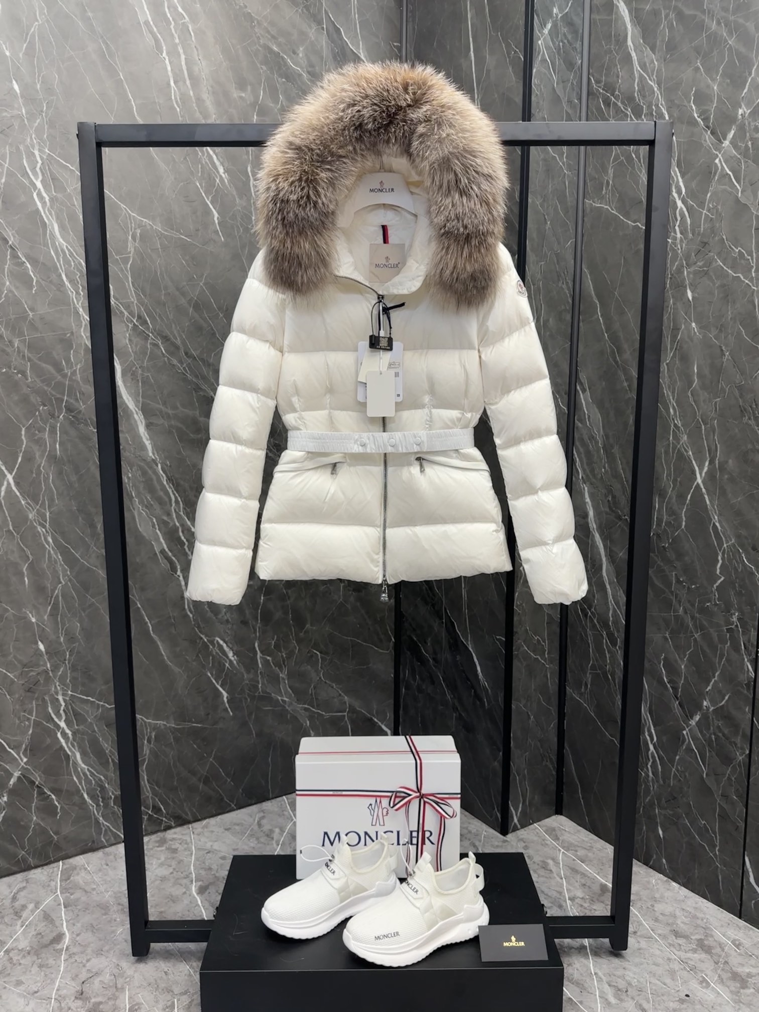 Moncler Boed Women Down Jacket Size S-XL