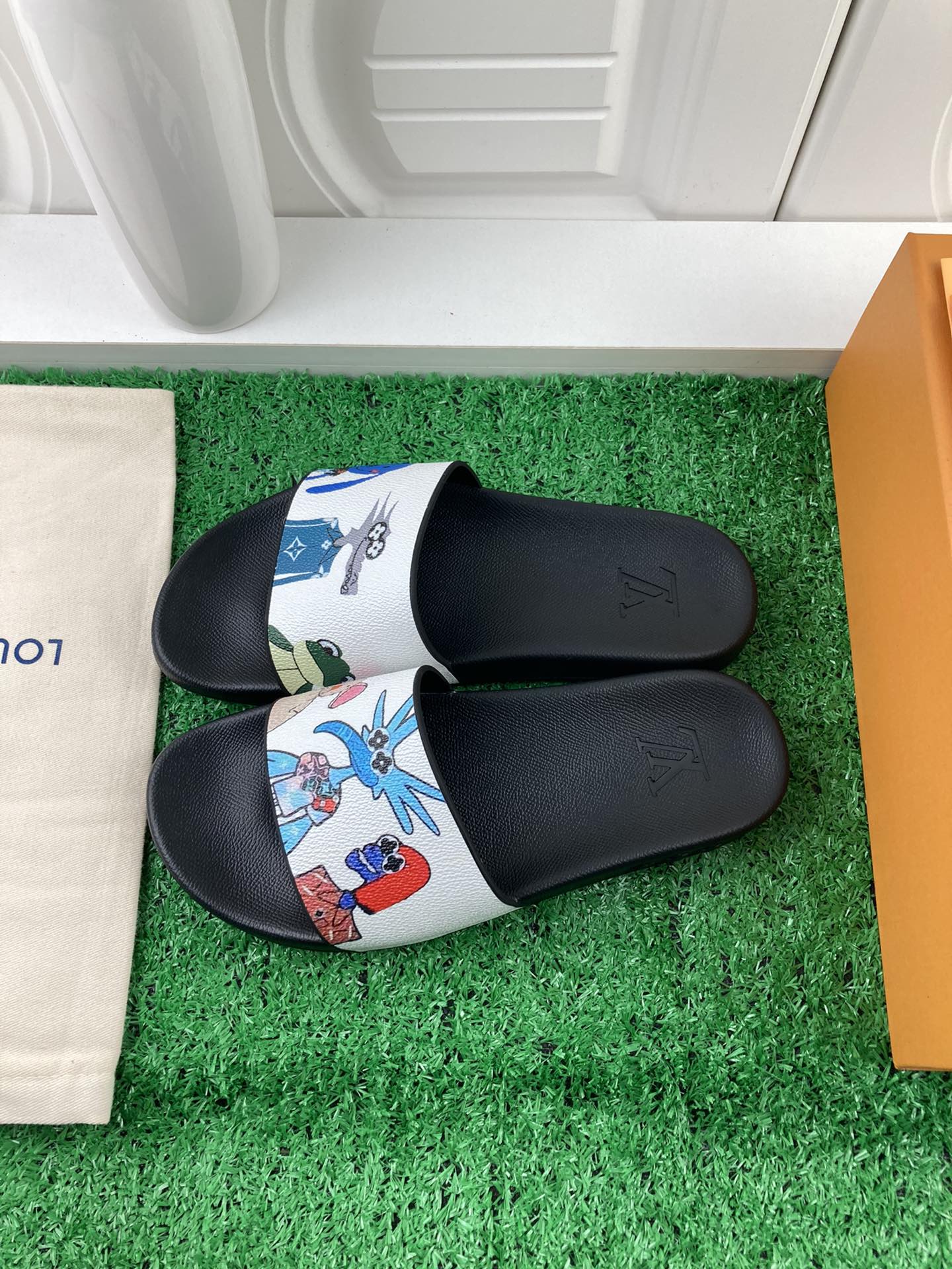 Louis Vuitton 2024ss Candy Series Slippers Size 36-45
