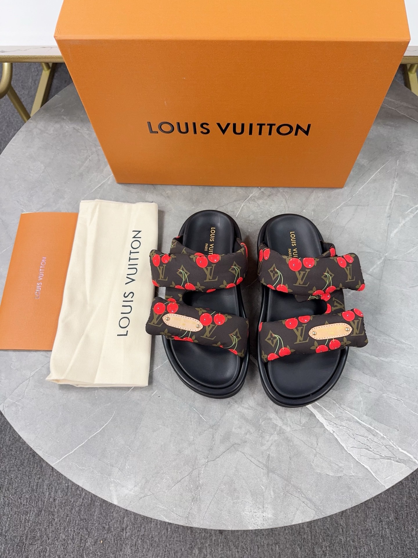 Louis Vuitton Pool Pillow Flat Comfort Slippers Size 36-46