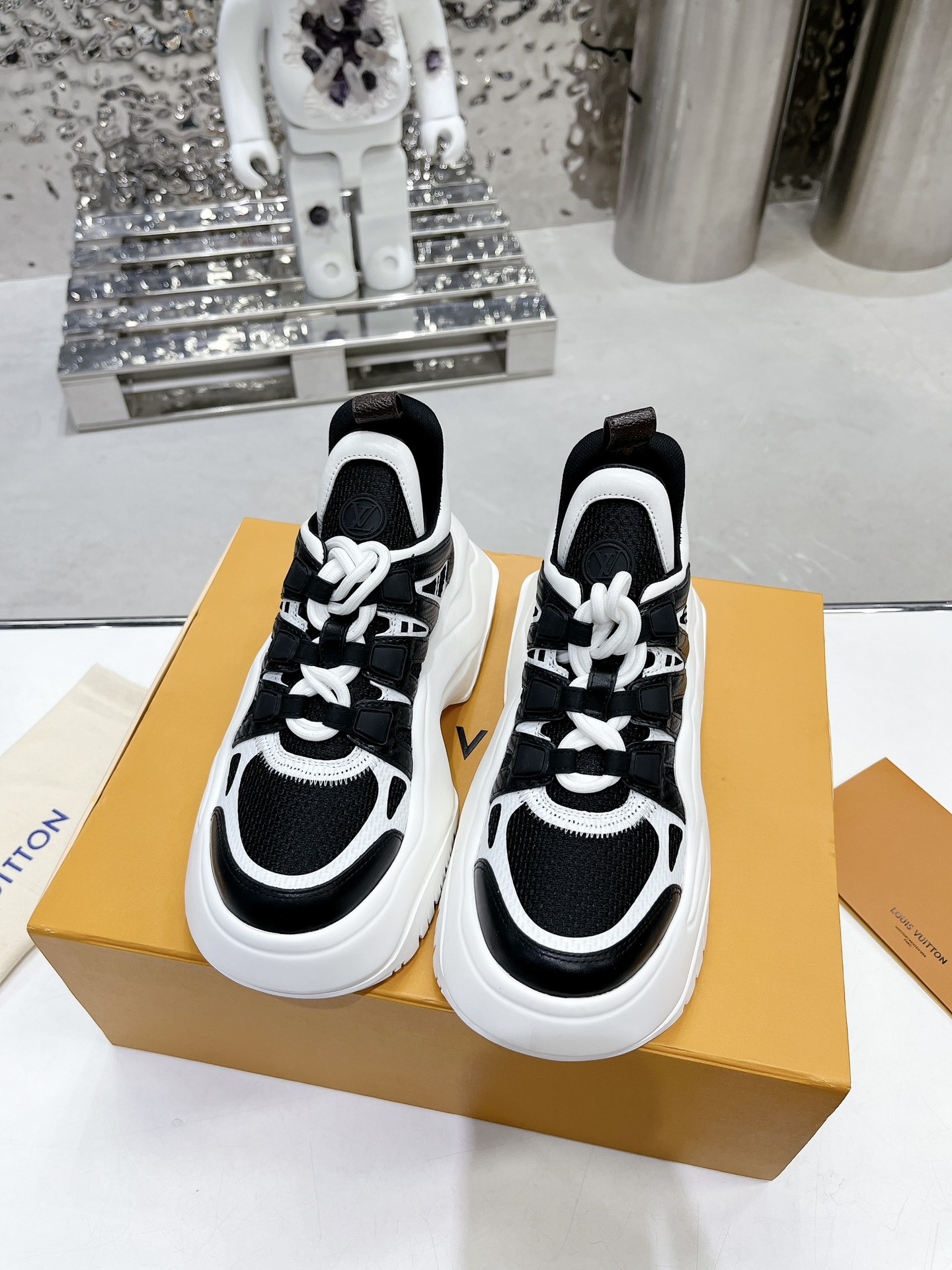 Louis Vuitton Cruise23 Archlight 2.0 Sneaker Size 36-41