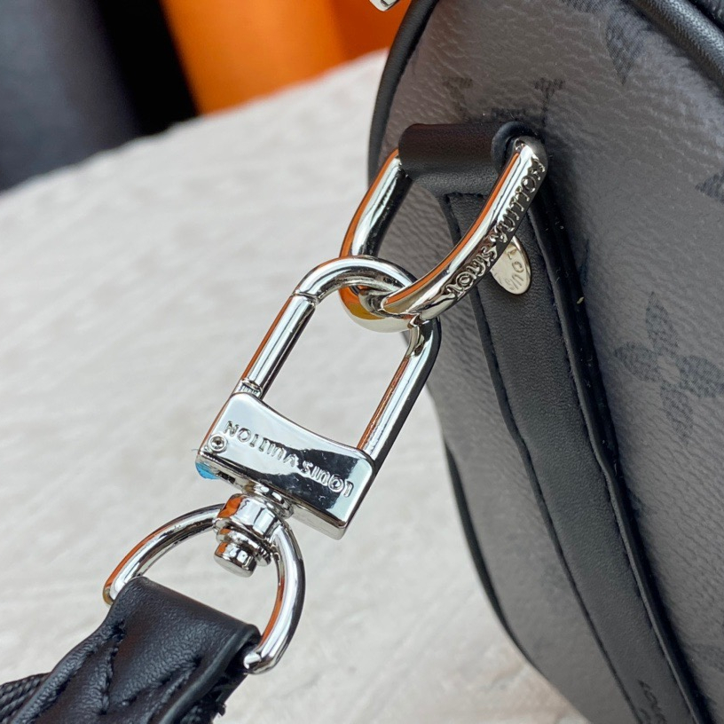 Louis Vuitton Keepall Bandoulière 25 Mens Shoulder Bags