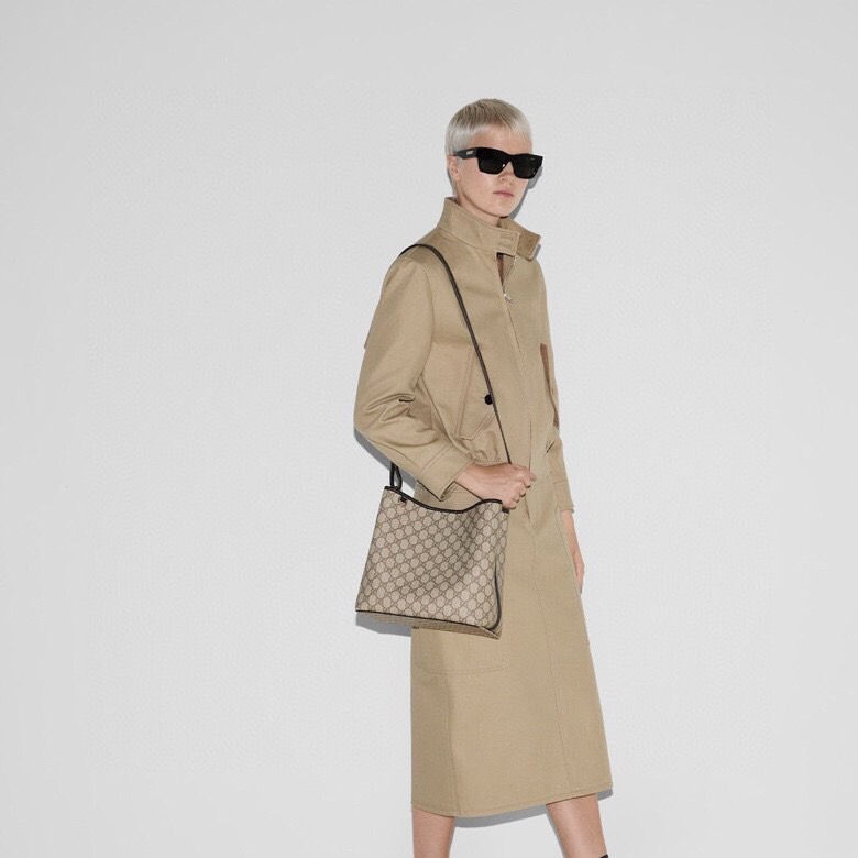 Gucci GG Emblem Women Shoulder Bags Size 25*25*15.5cm