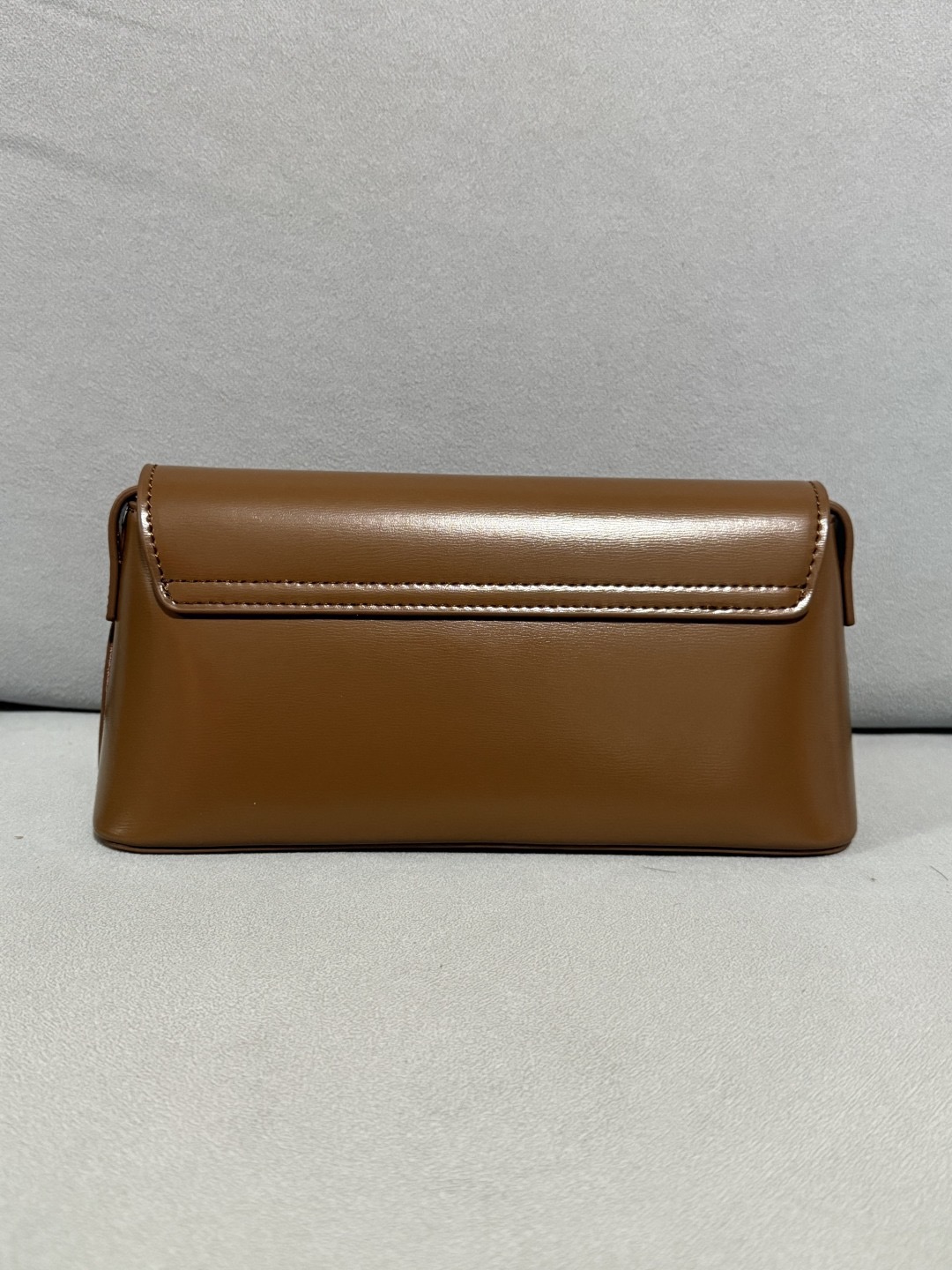 Celine 25ss Lulu Women Shoulder Bags Size 24*11.5*8cm