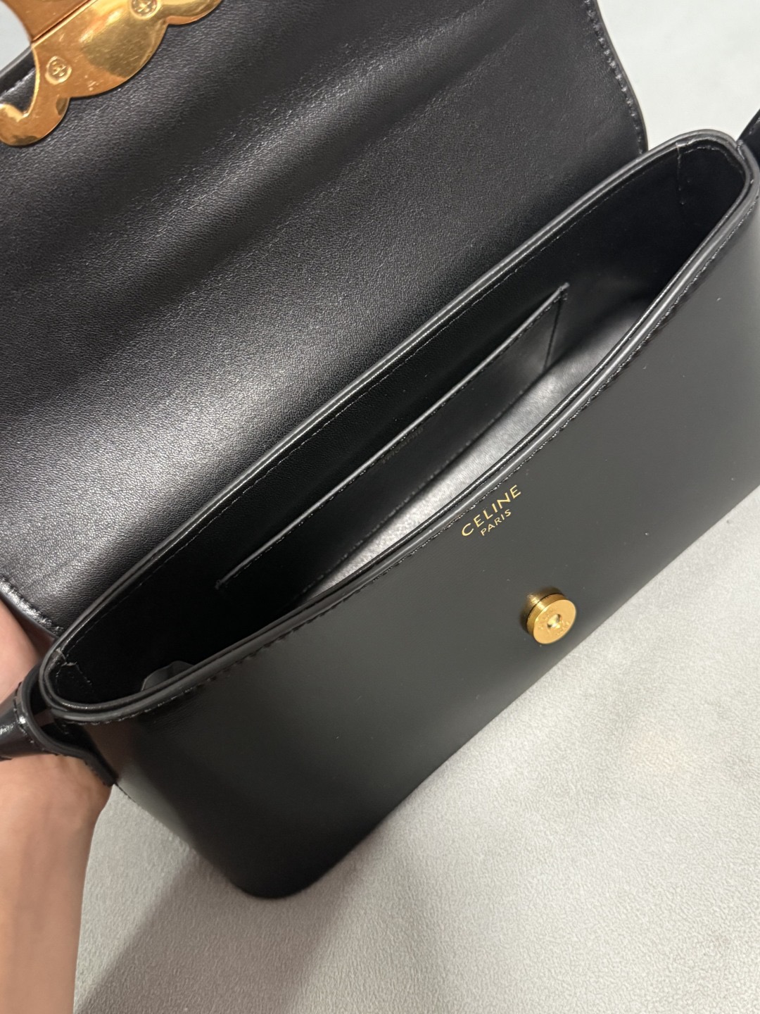 Celine 25ss Lulu Women Shoulder Bags Size 24*11.5*8cm