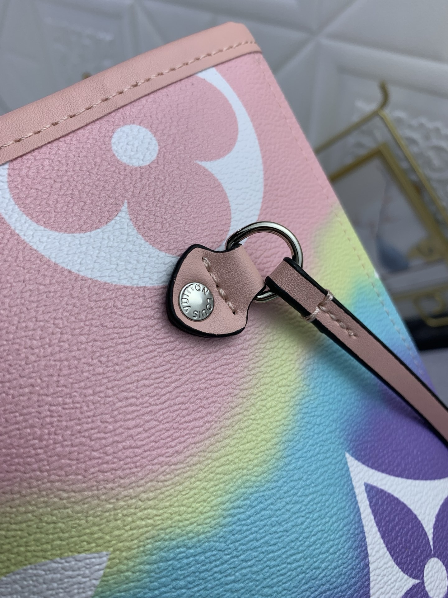 Louis Vuitton Shopping Bags 31*28.5*17cm