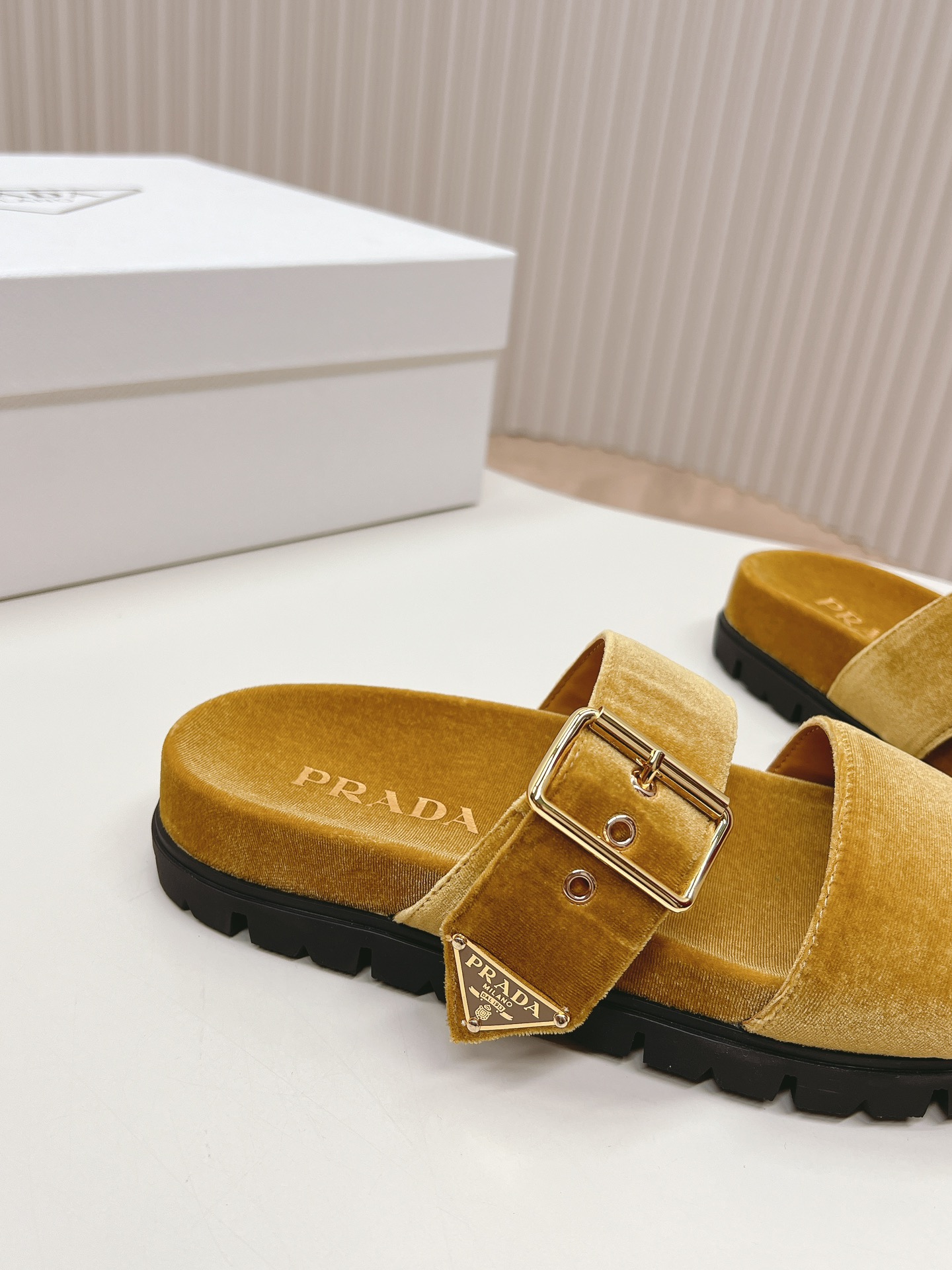 Prada 2024ss Slippers Size 36-40