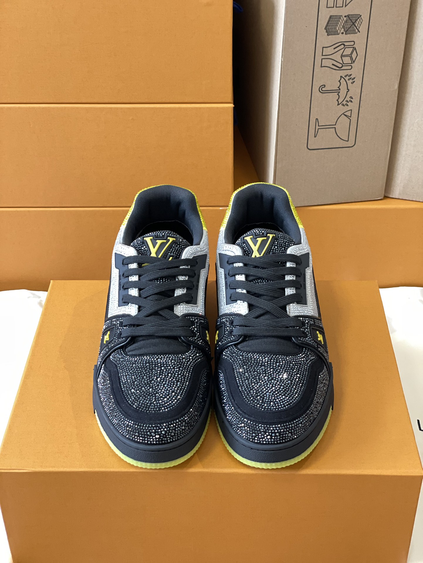 Louis Vuitton LV Trainer Diamond Sneaker Size 36-46