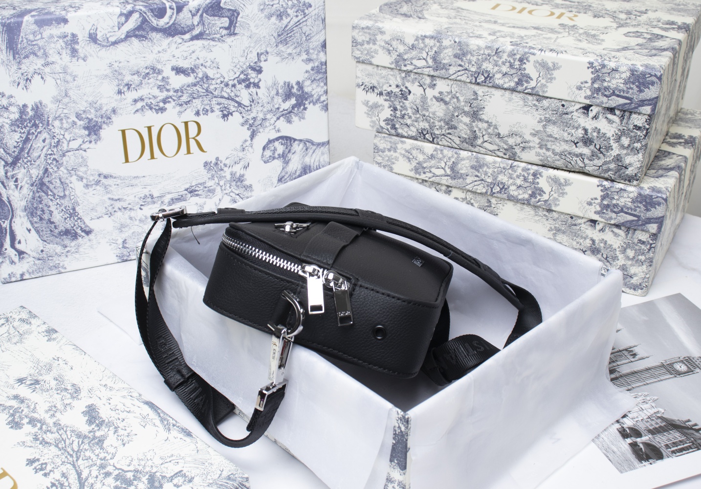 Dior Mens Shoulder Bags 22*15*5cm