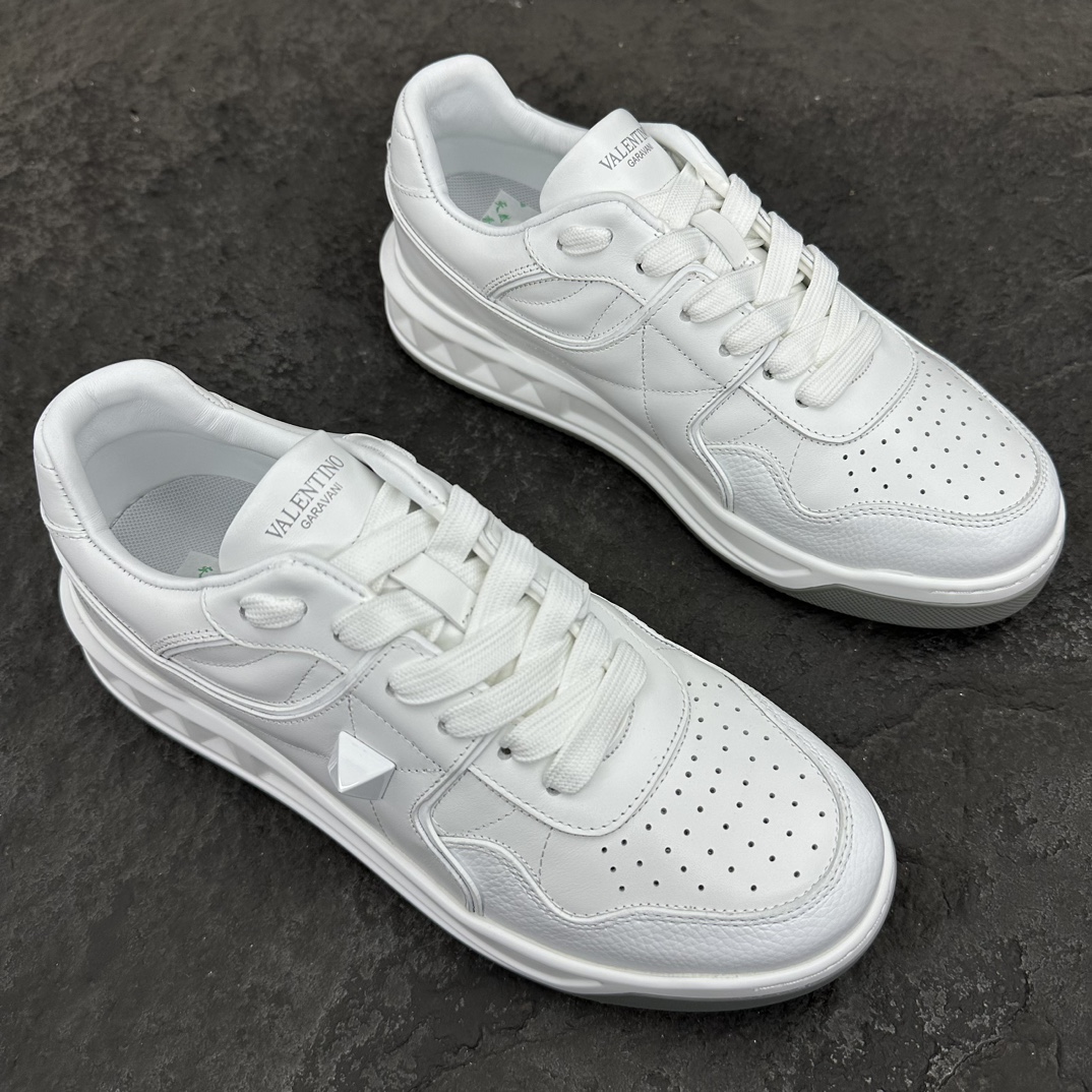 Valentino One Stud Sneaker Size 36-46