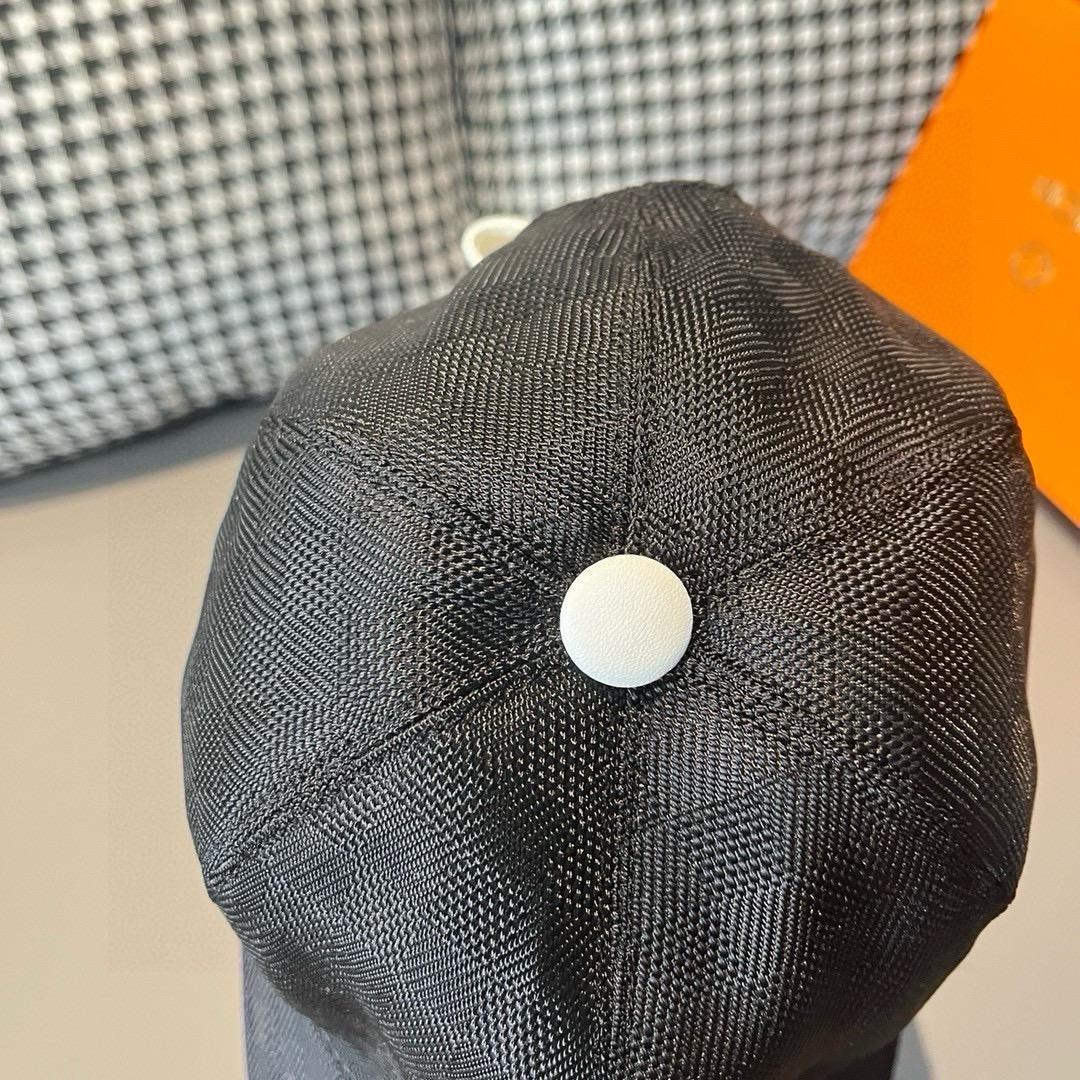 Louis Vuitton Baseball Cap
