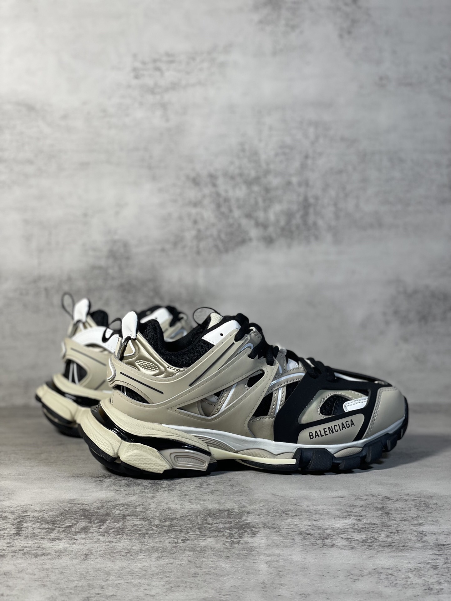 Balenciaga Track 2.0 Sneaker Size 36-46