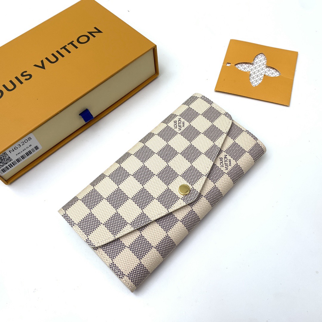 Louis Vuitton Women Wallet M63208 Size 19*10cm