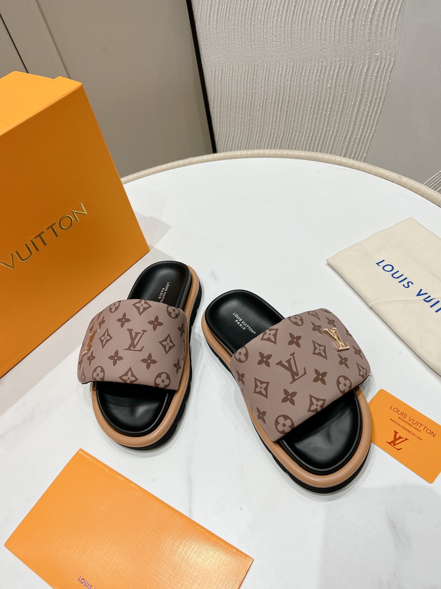 Louis Vuitton Slippers Size 36-45